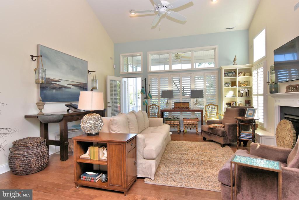 35103 ROEBUCK LANE