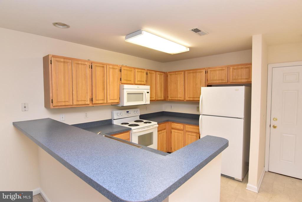 3500 SANIBEL CIRCLE Unit: 3516