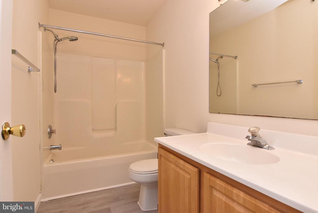 3500 SANIBEL CIRCLE Unit: 3516