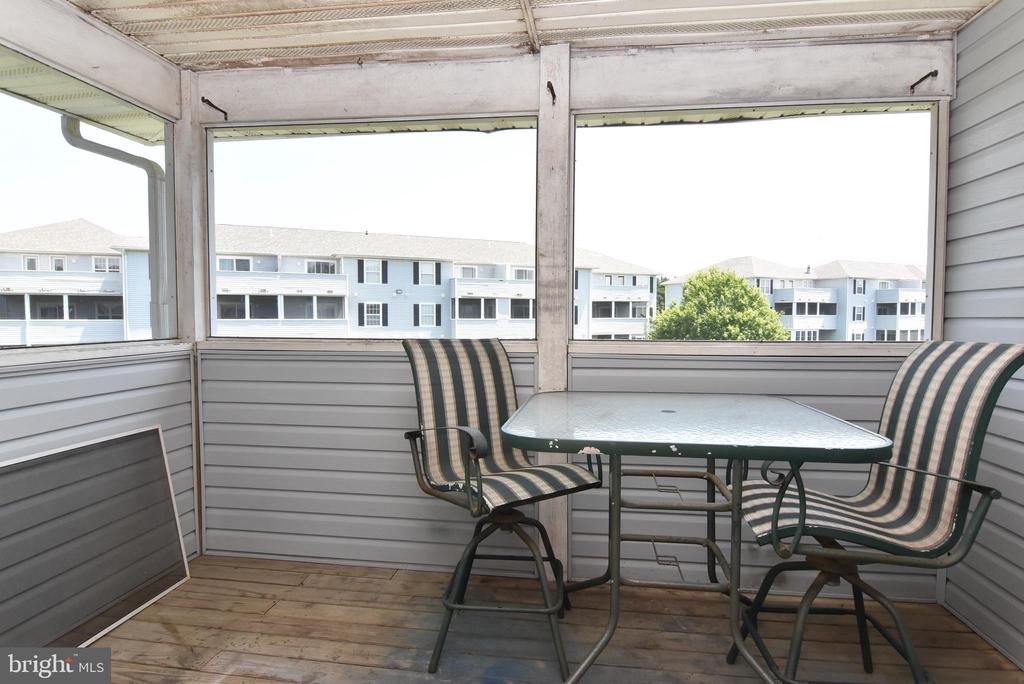 3500 SANIBEL CIRCLE Unit: 3516