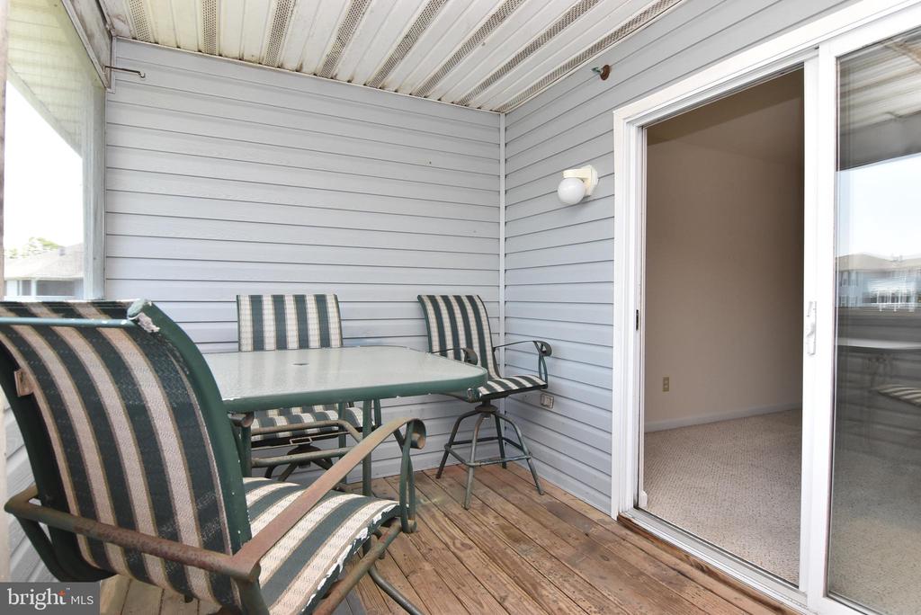 3500 SANIBEL CIRCLE Unit: 3516