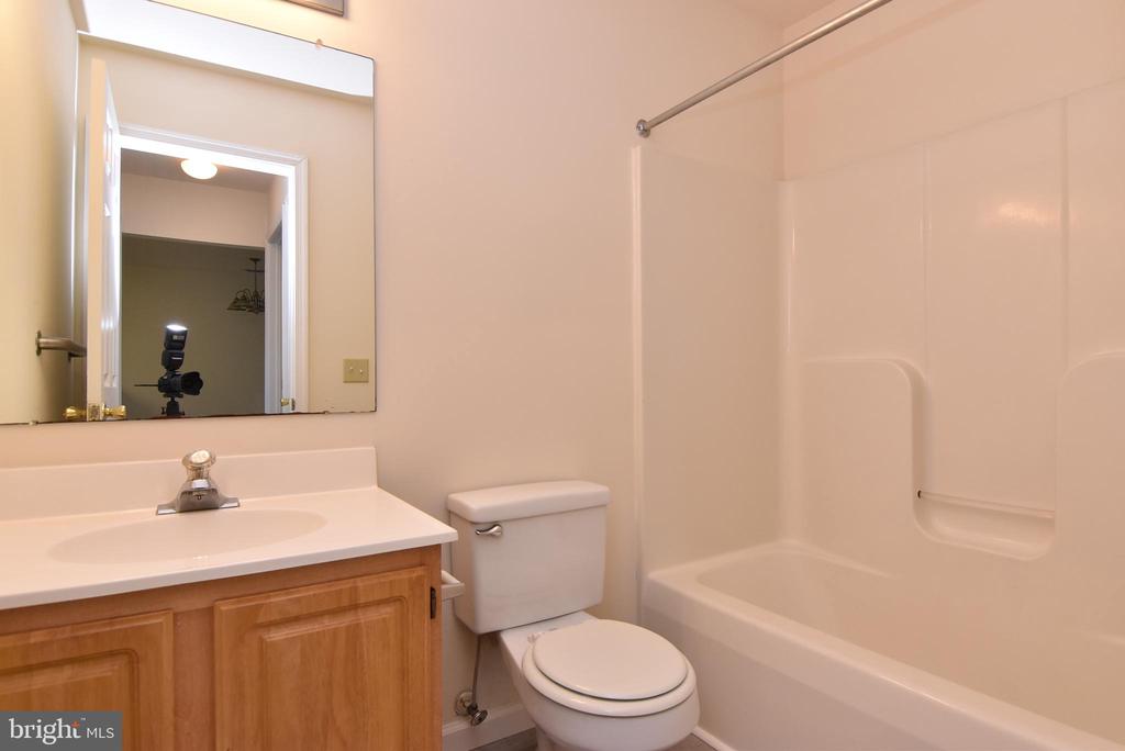 3500 SANIBEL CIRCLE Unit: 3516
