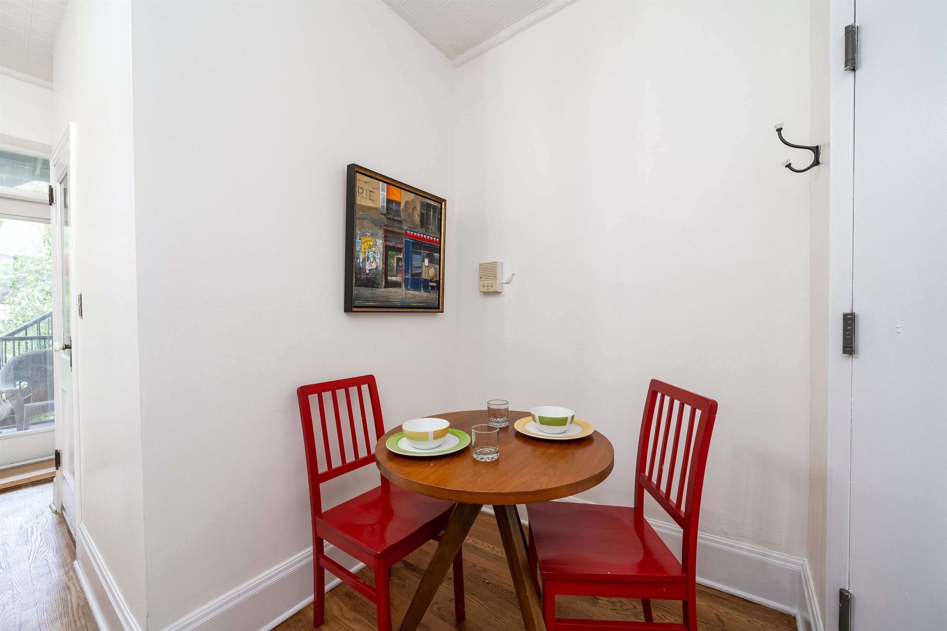 608 MADISON ST Unit: 5