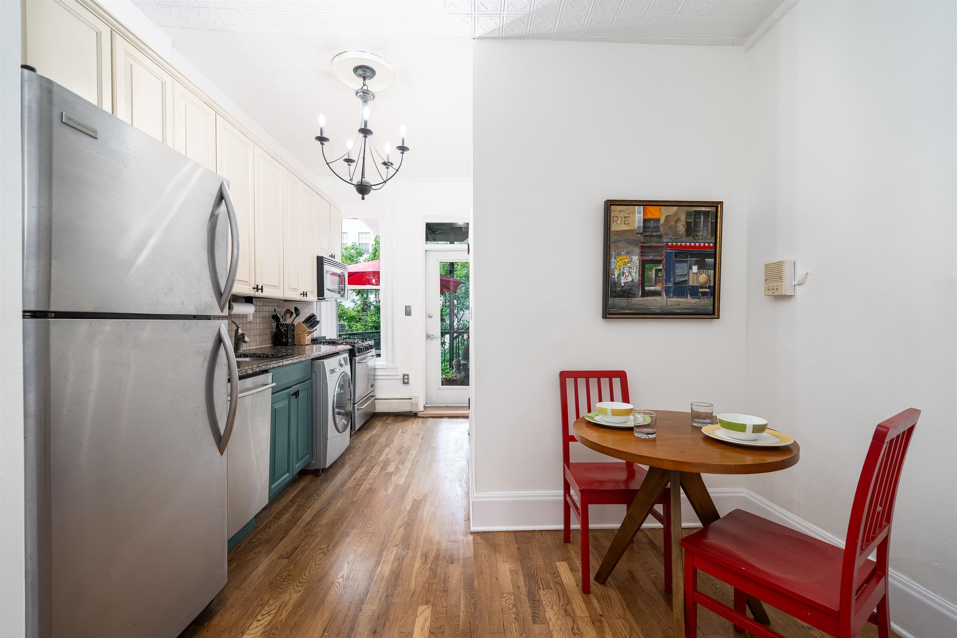 608 MADISON ST Unit: 5