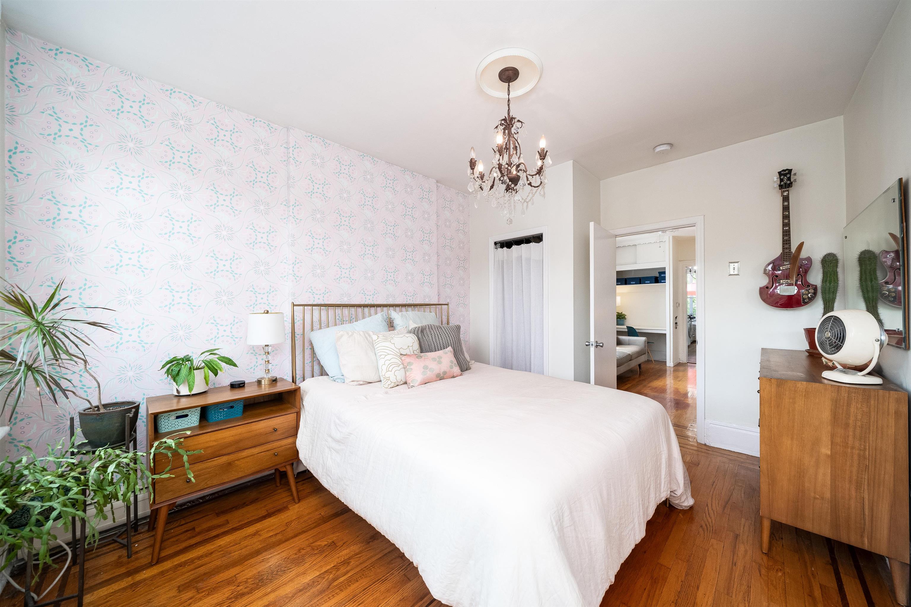 608 MADISON ST Unit: 5