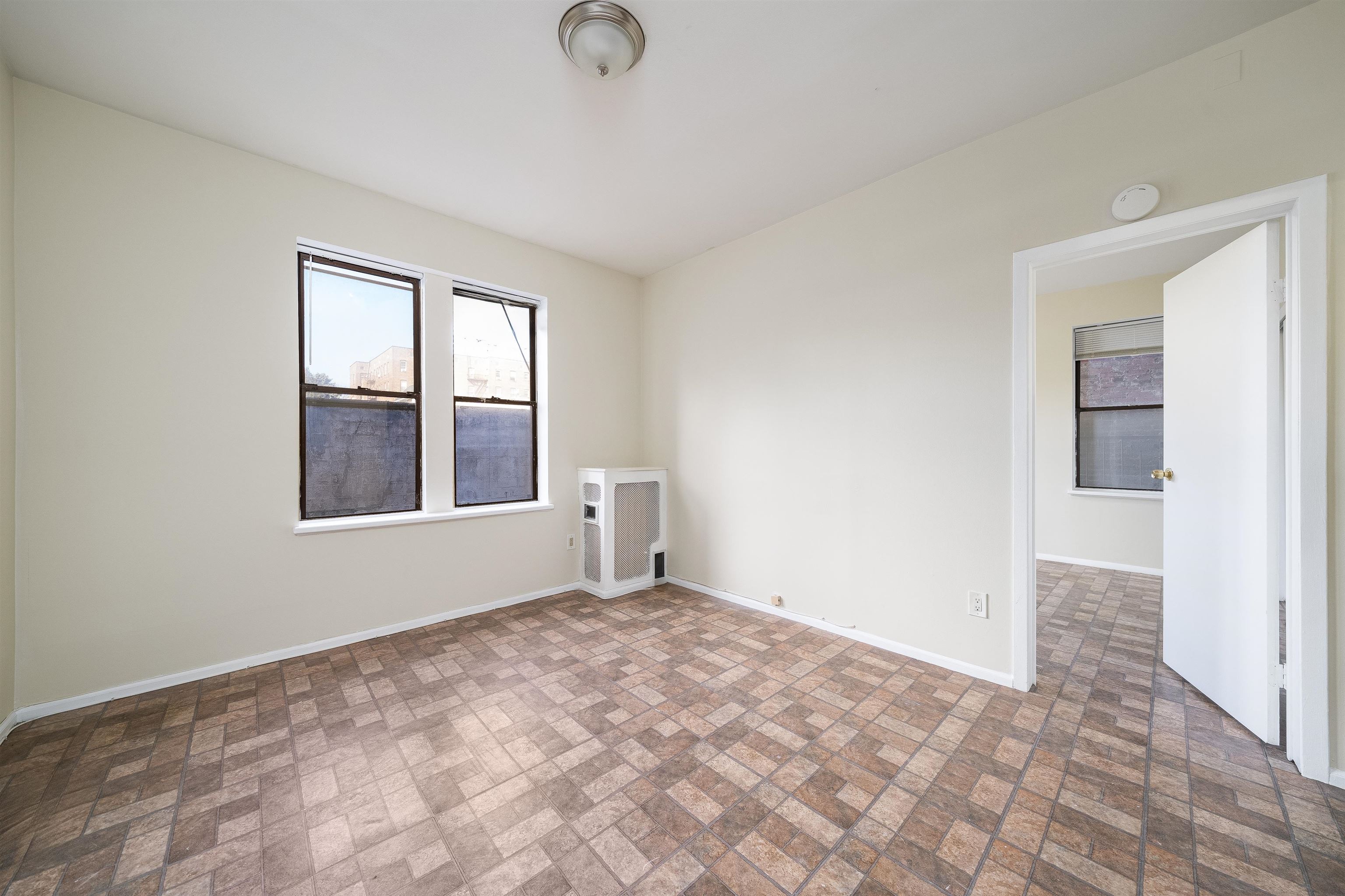 6601 BROADWAY Unit: A5