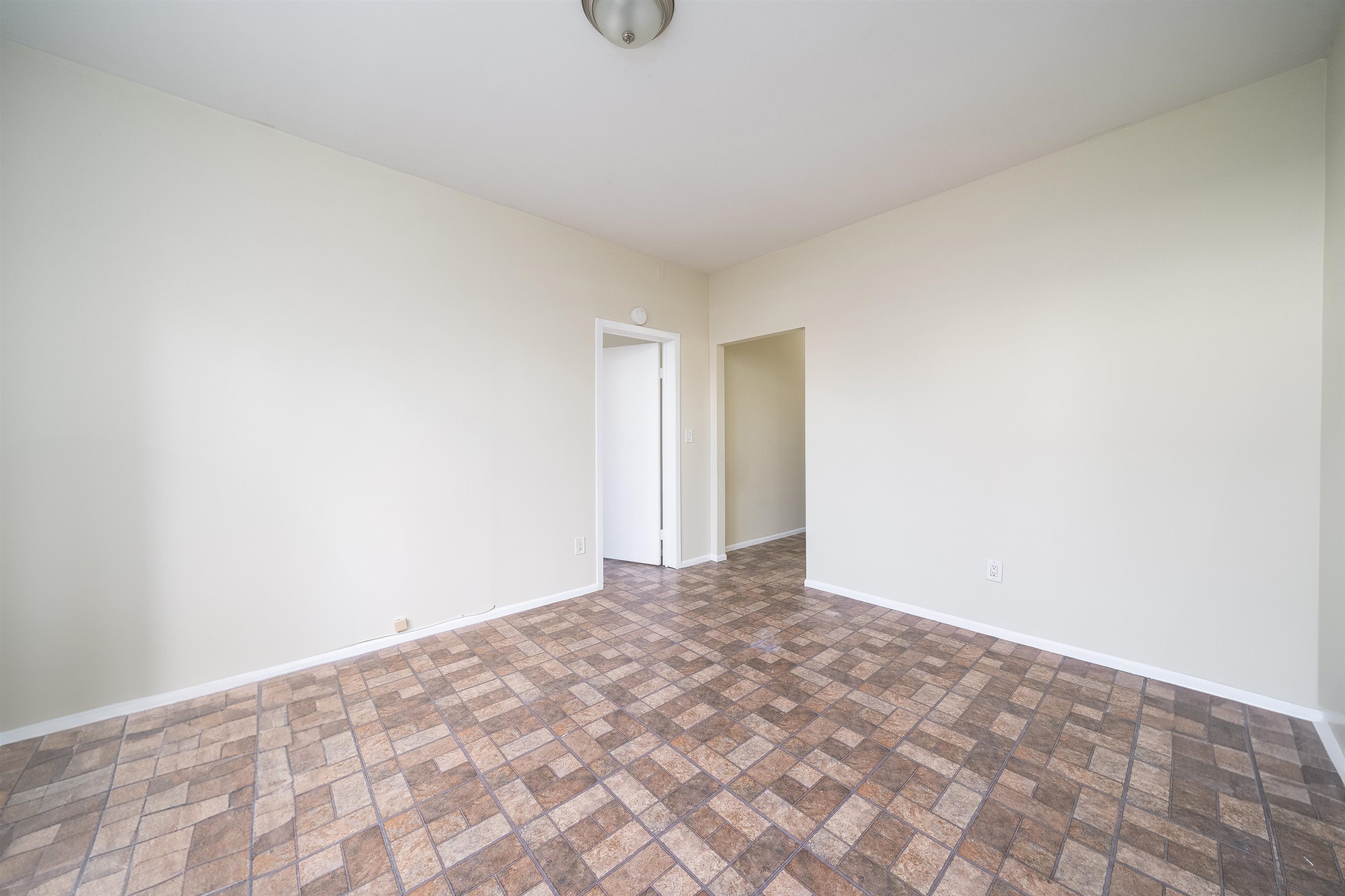 6601 BROADWAY Unit: A5