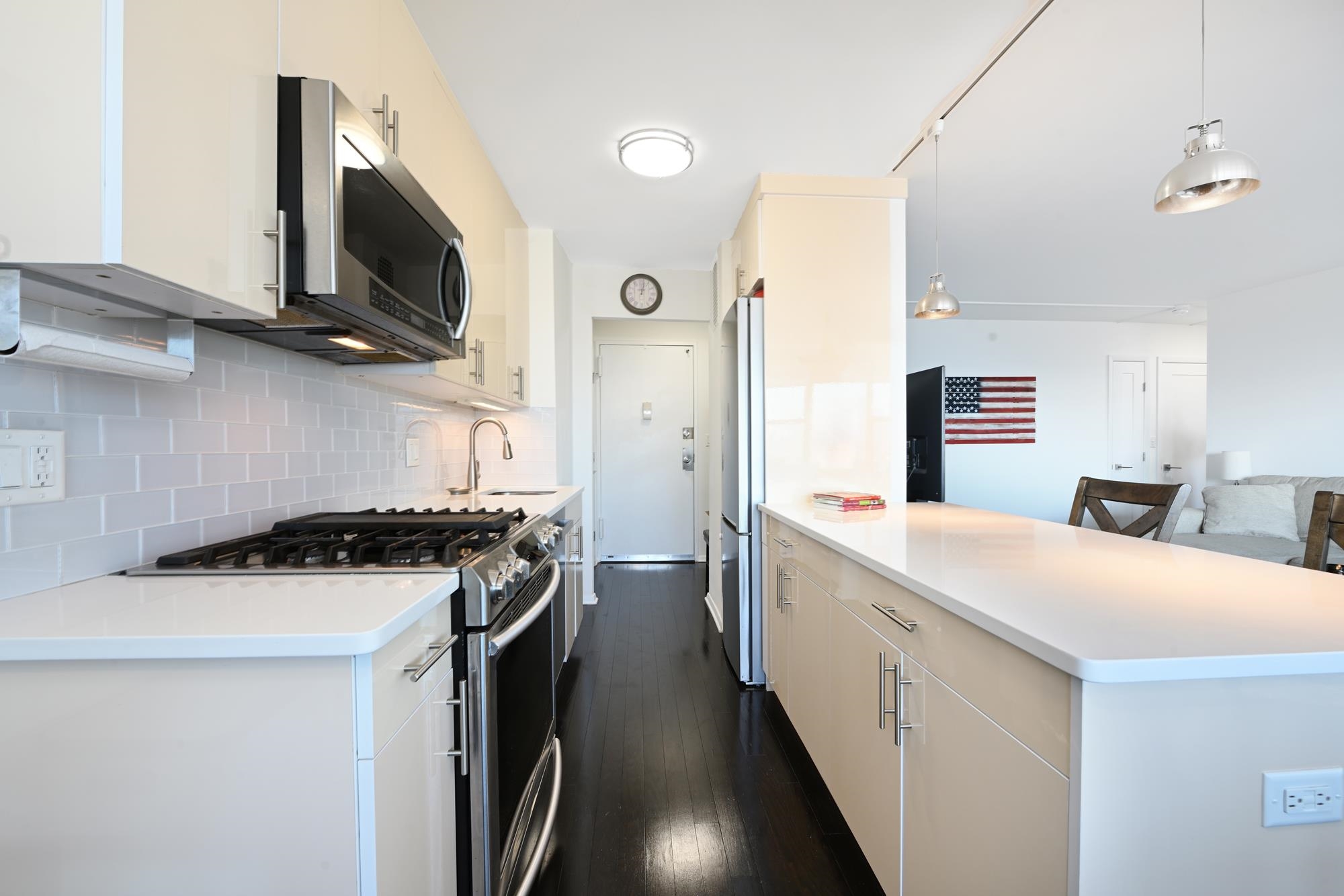 500 CENTRAL AVE Unit: 1002