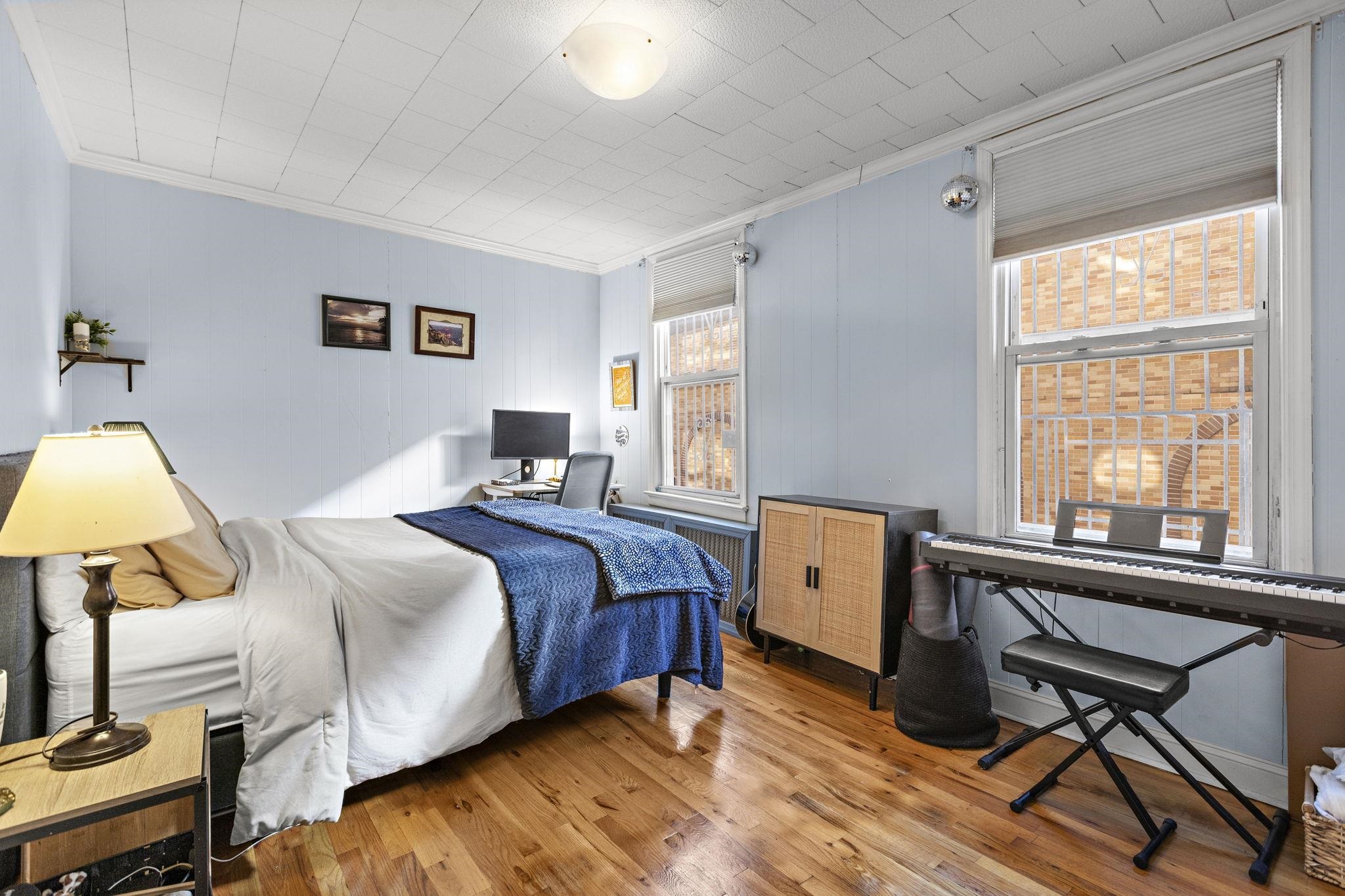358 14TH ST Unit: 1