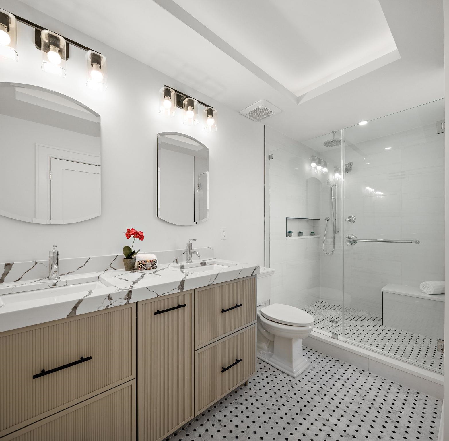 647 JERSEY AVE Unit: 2