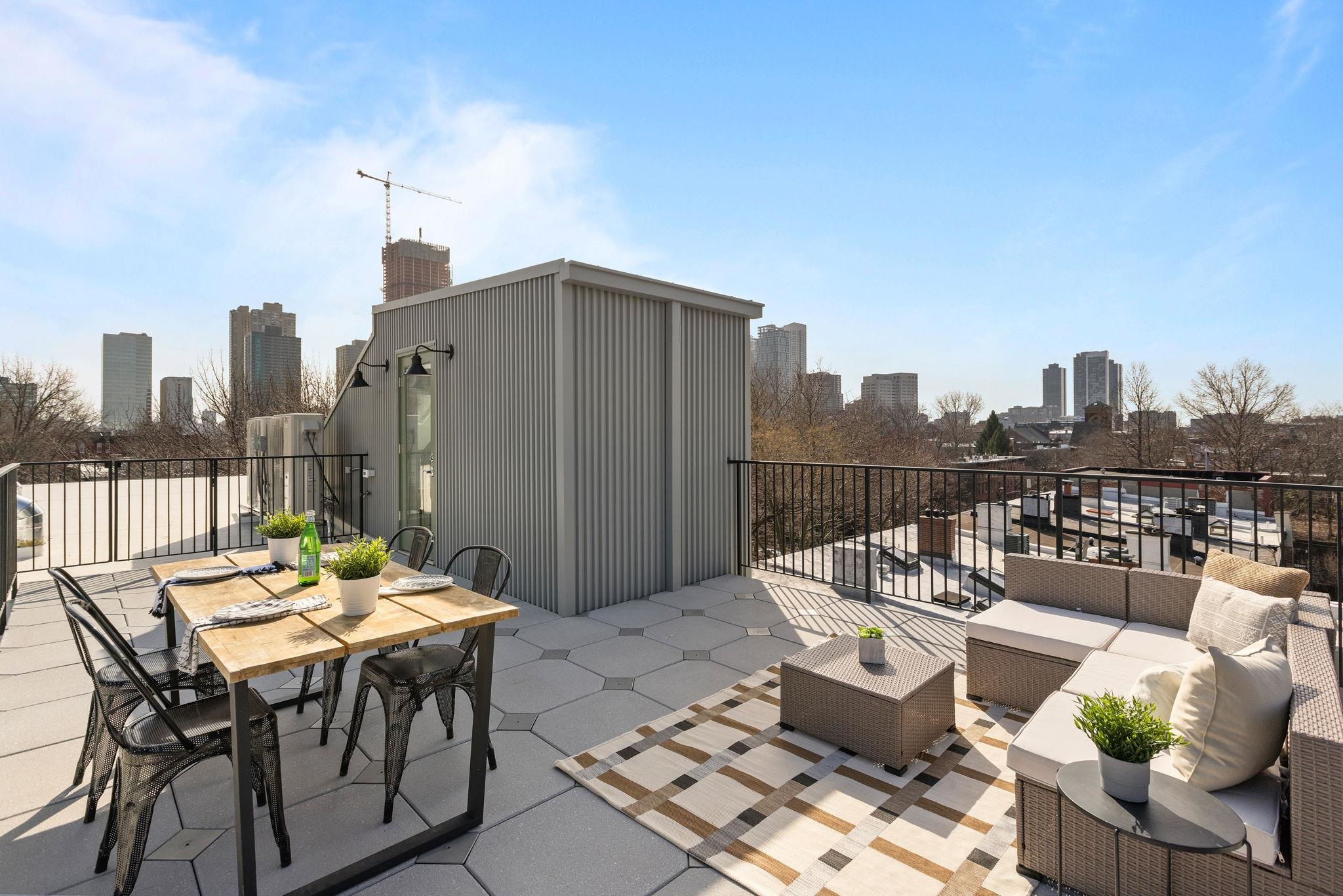 647 JERSEY AVE Unit: 2