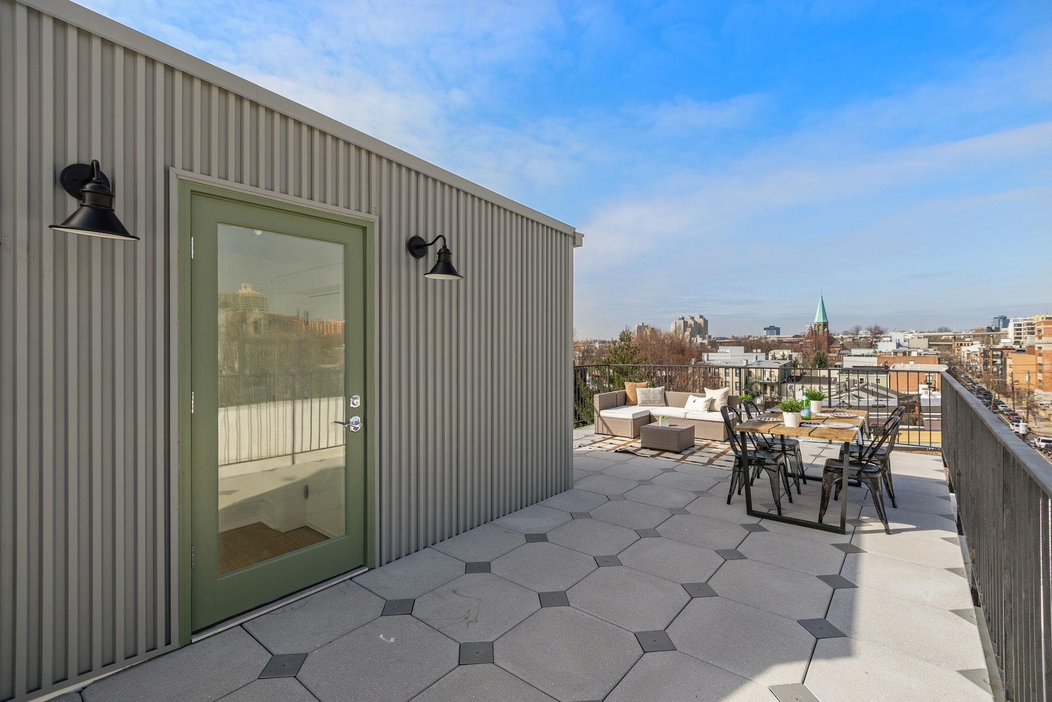 647 JERSEY AVE Unit: 2
