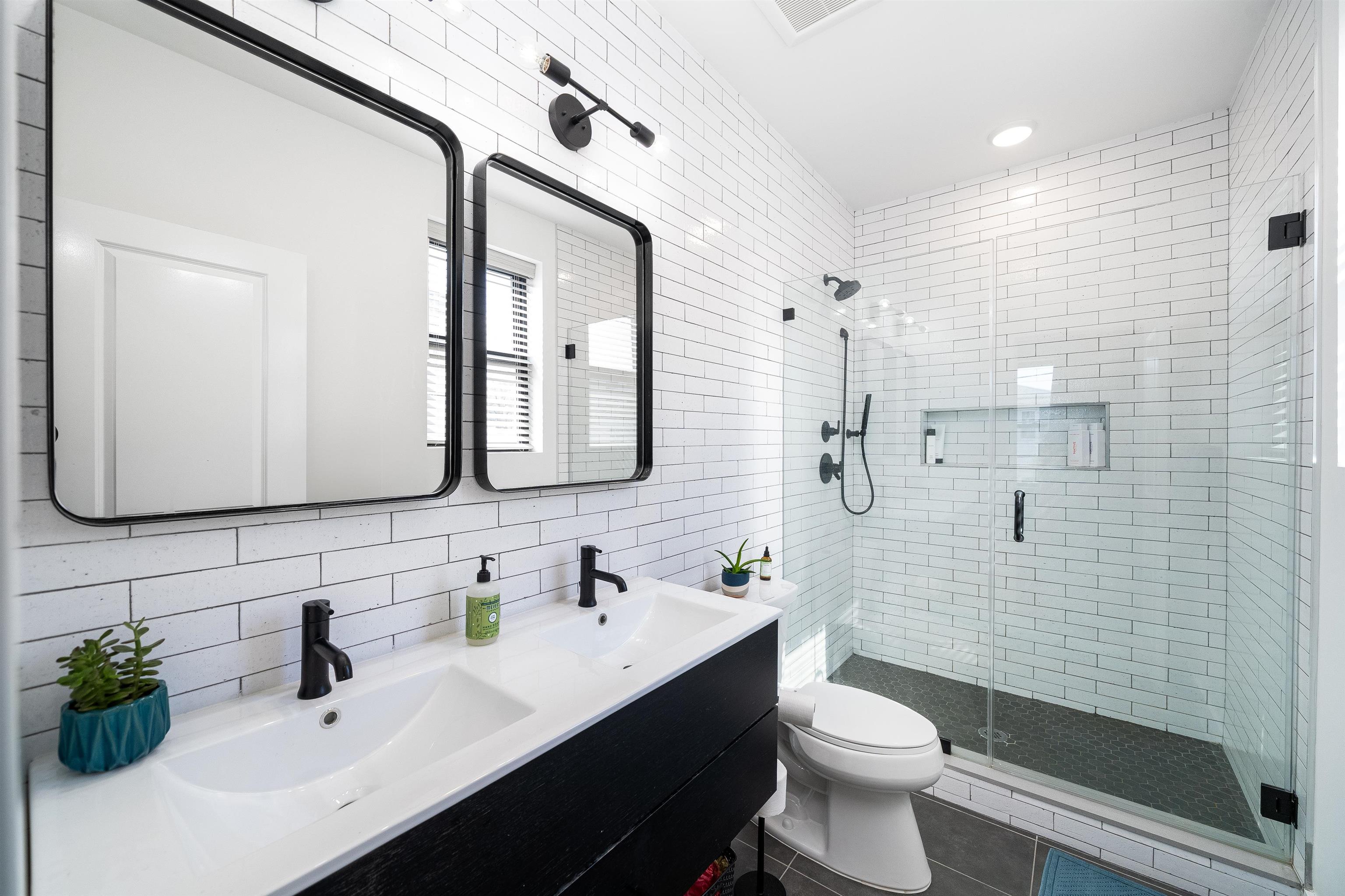 78 PATERSON ST Unit: 3