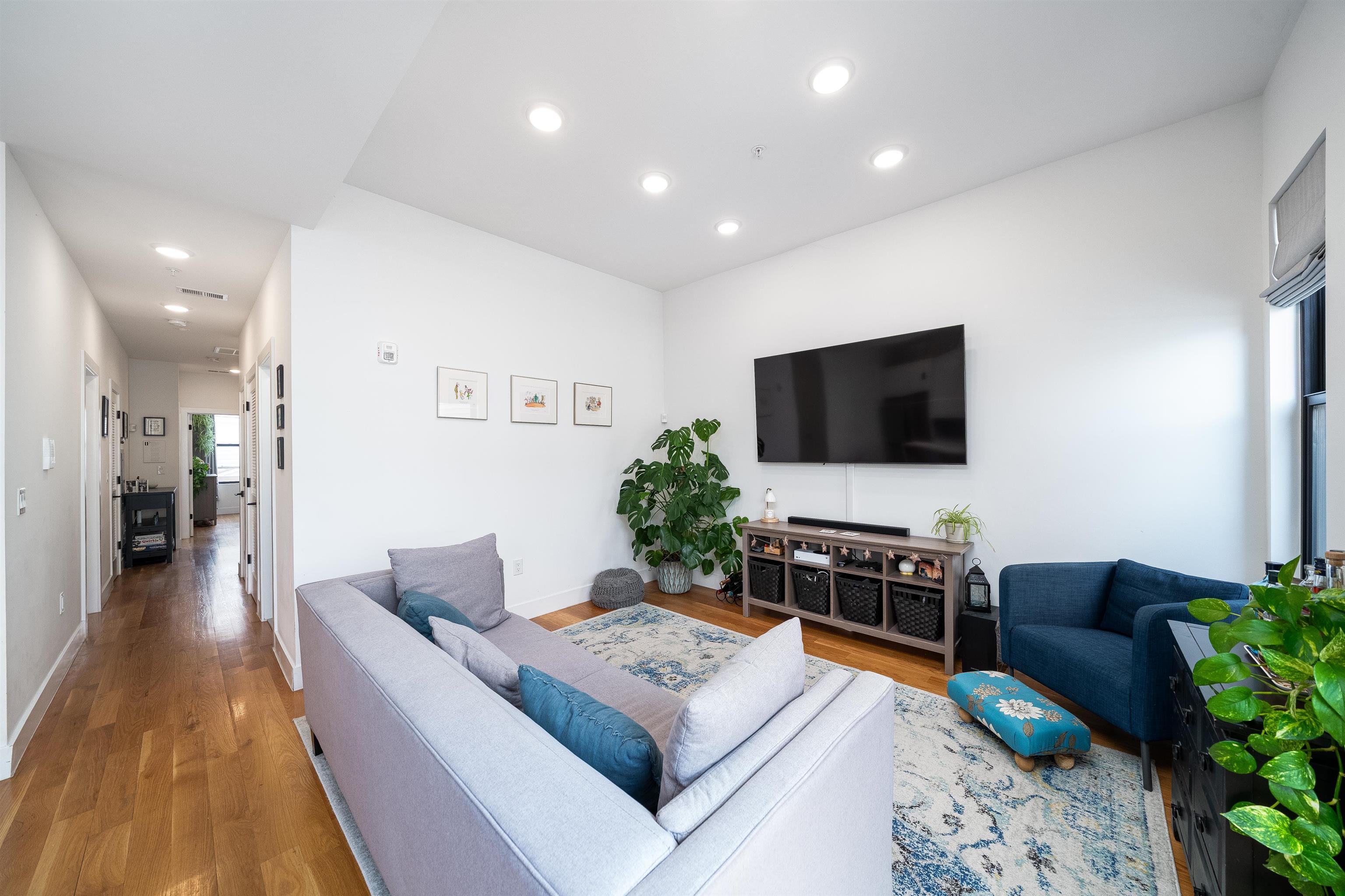 78 PATERSON ST Unit: 3