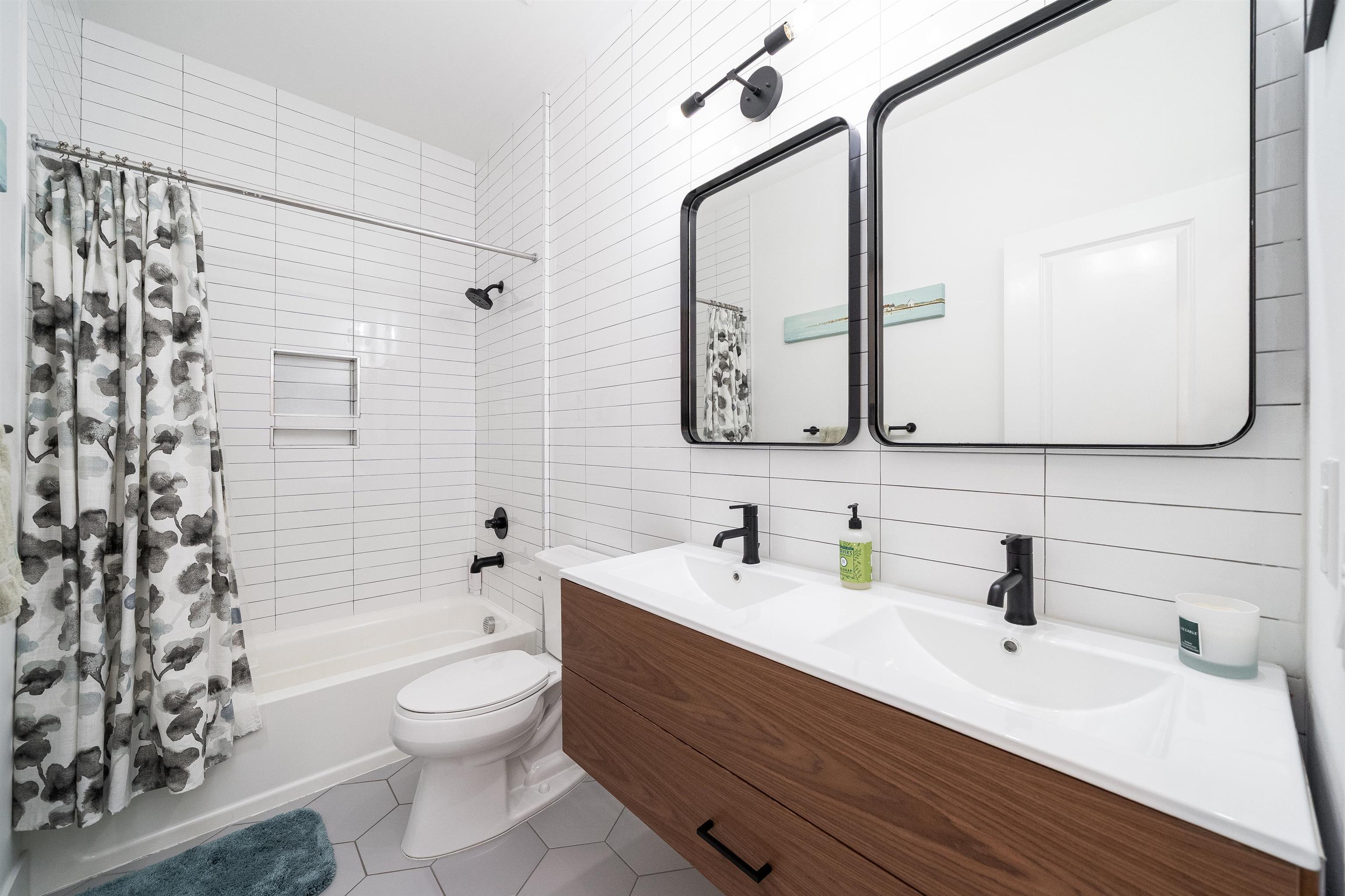 78 PATERSON ST Unit: 3