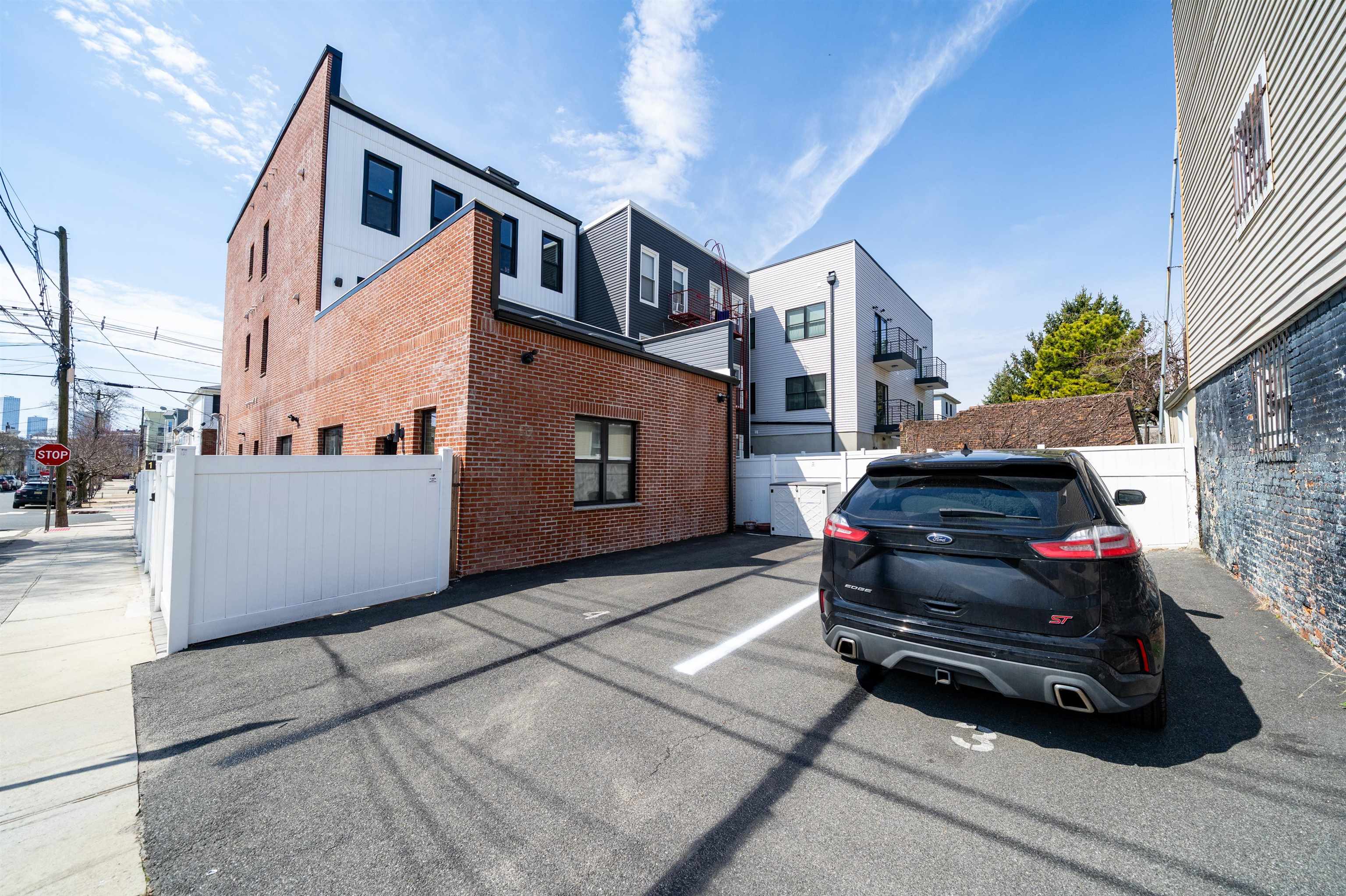 78 PATERSON ST Unit: 3