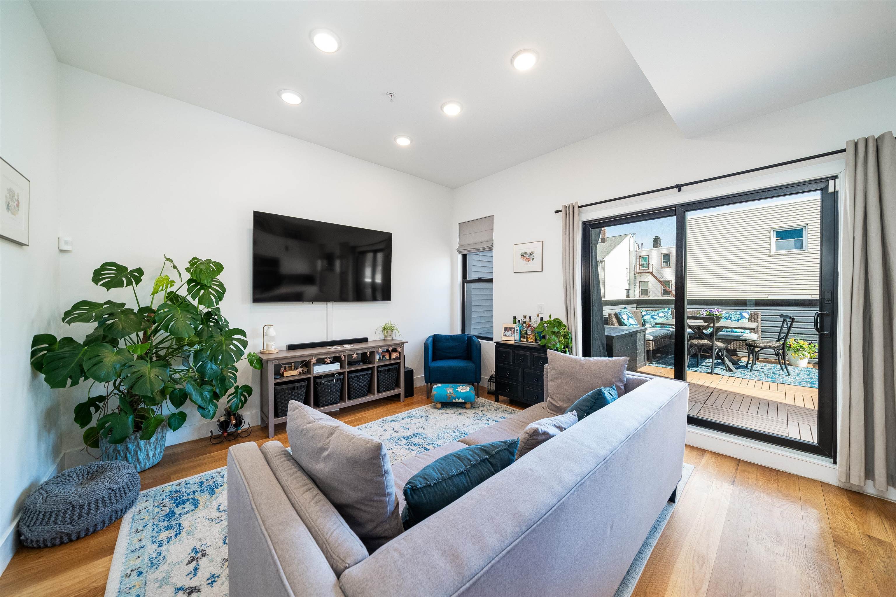 78 PATERSON ST Unit: 3
