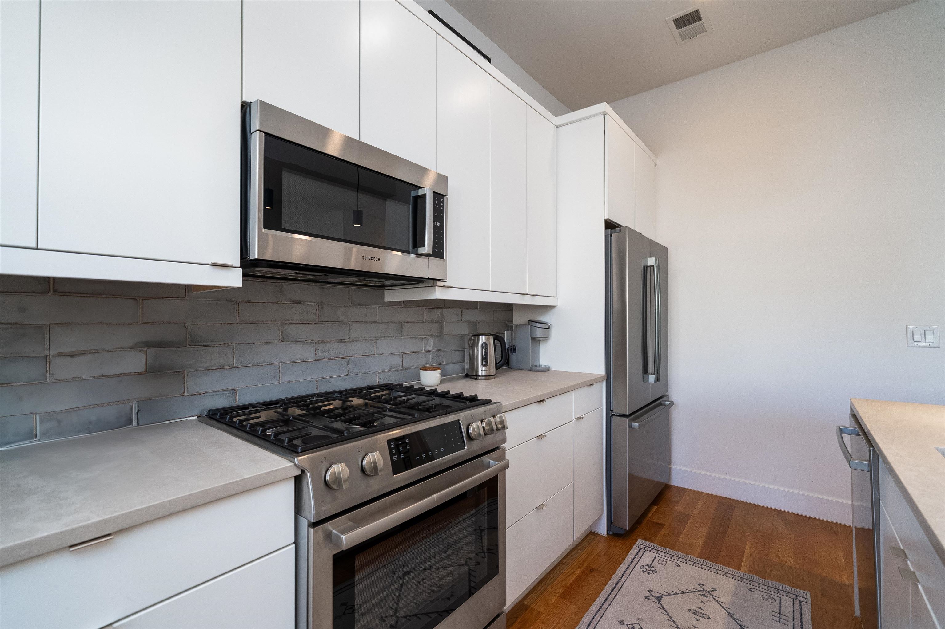 78 PATERSON ST Unit: 3