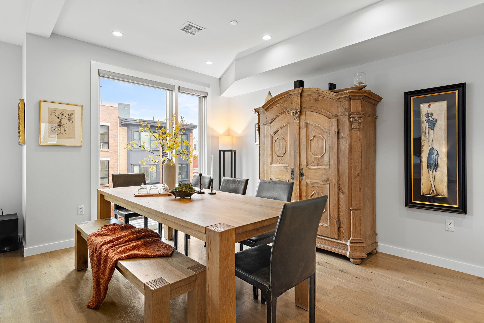 502 MONROE ST Unit: 401