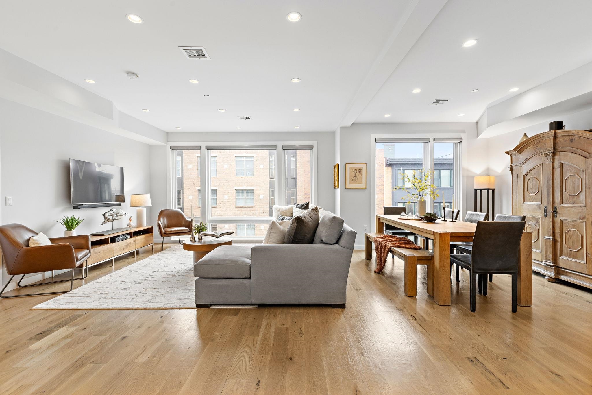 502 MONROE ST Unit: 401