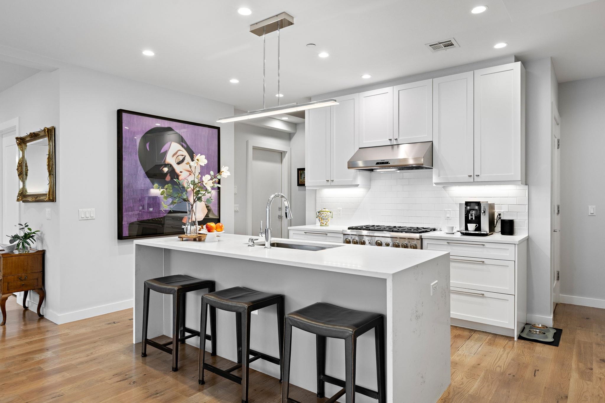 502 MONROE ST Unit: 401