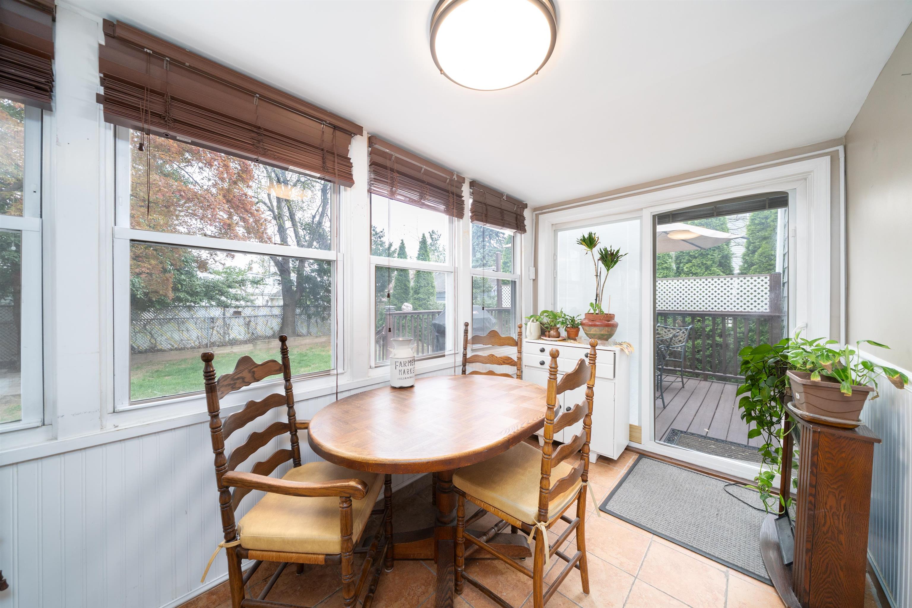 11 HUGHES ST