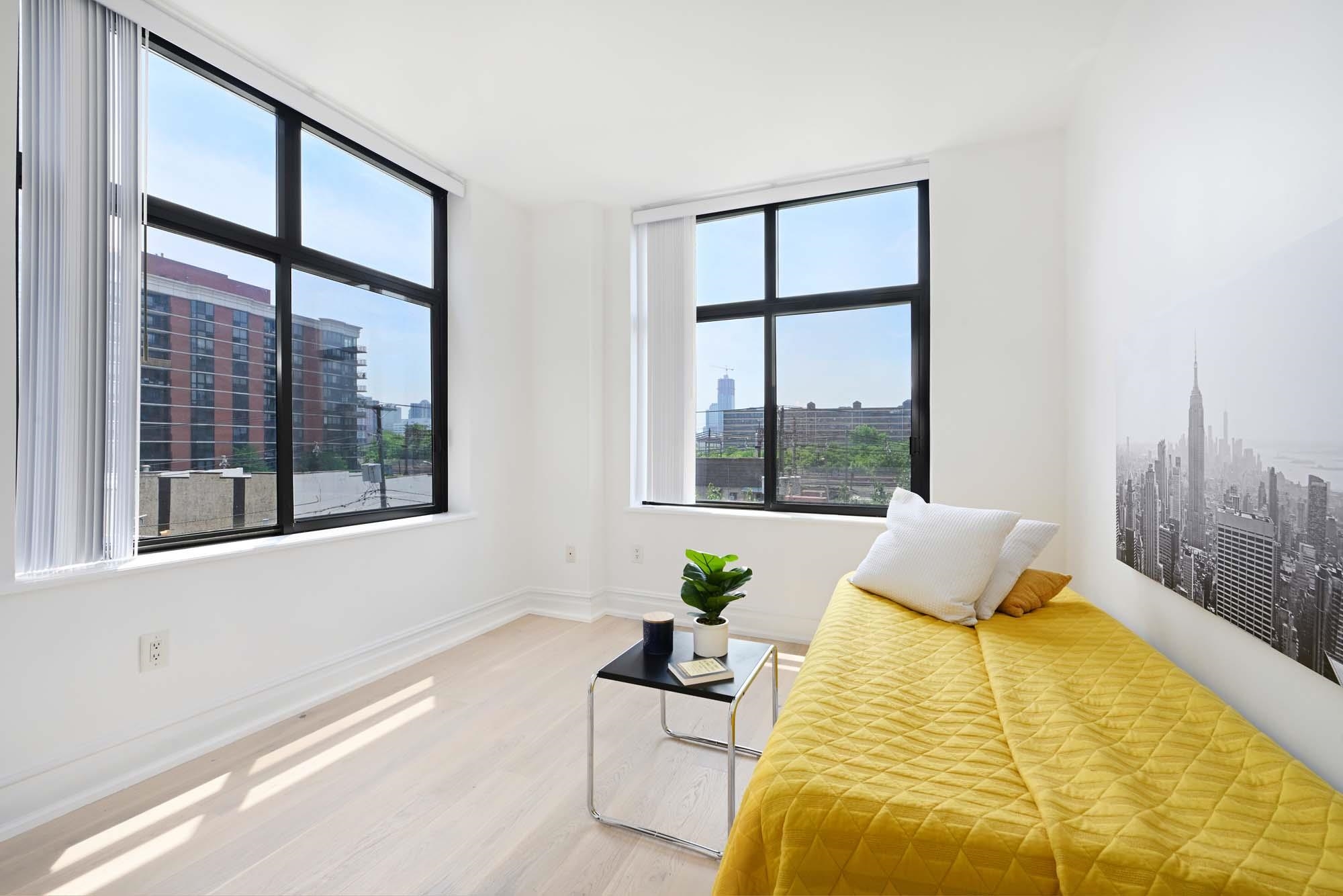 610 NEWARK ST Unit: 4A