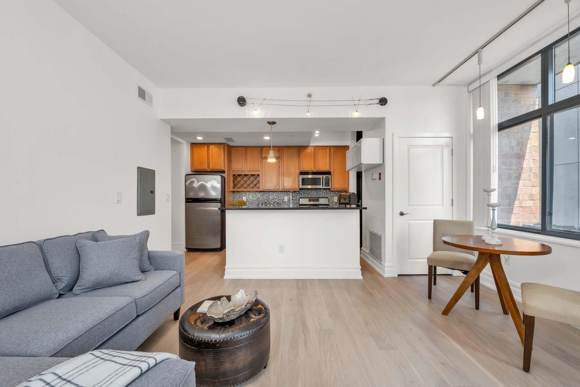 610 NEWARK ST Unit: 4A