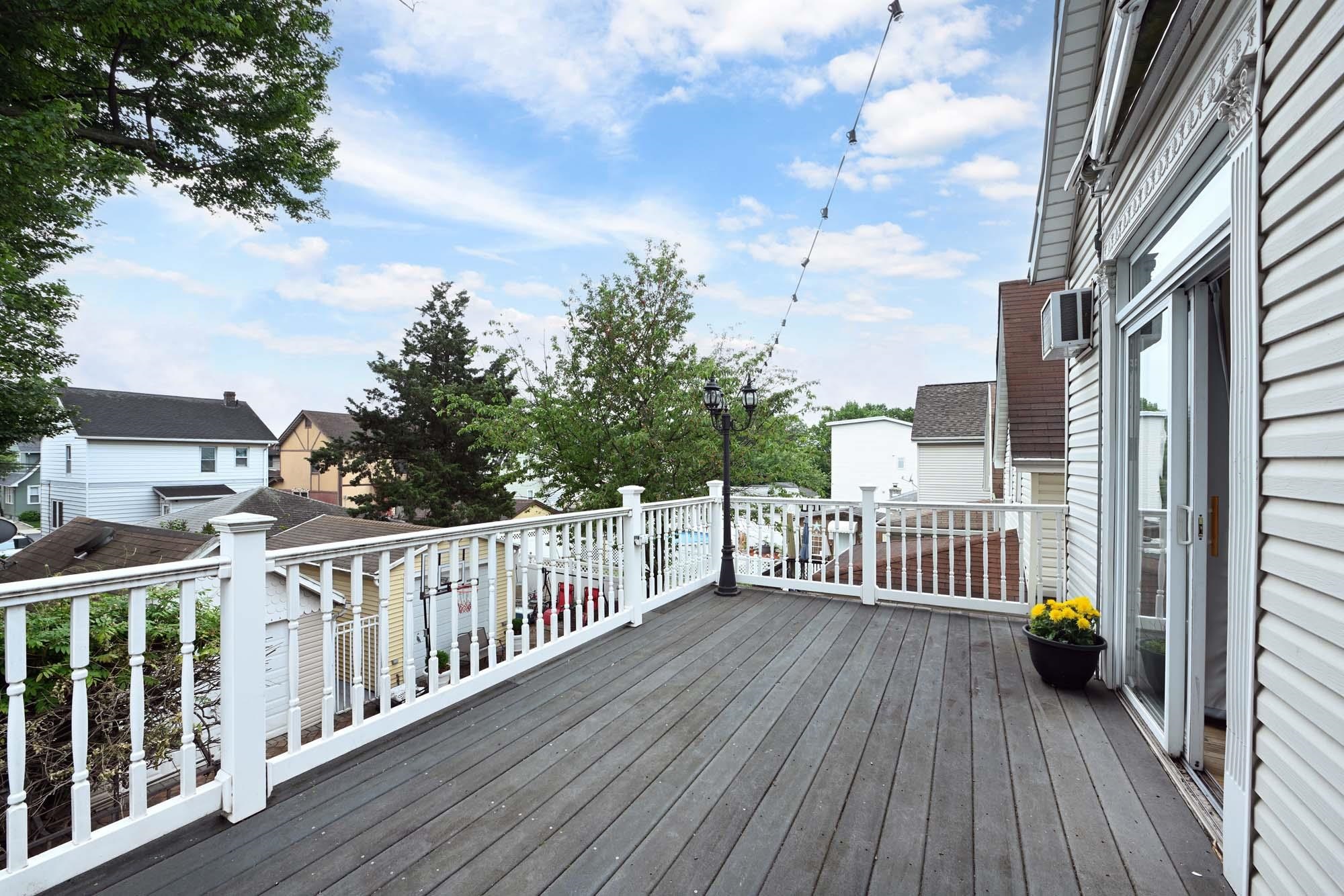 241 GRACE AVE