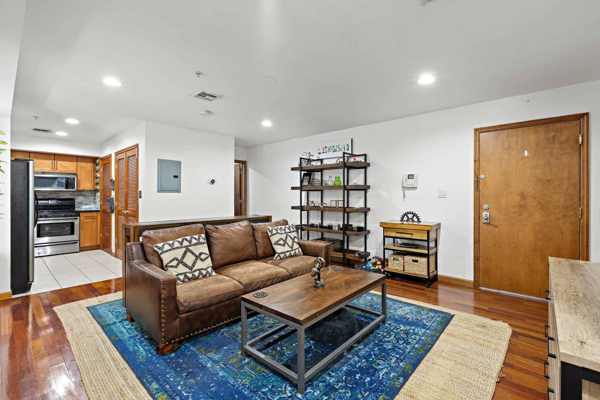 112 63RD ST Unit: 3B