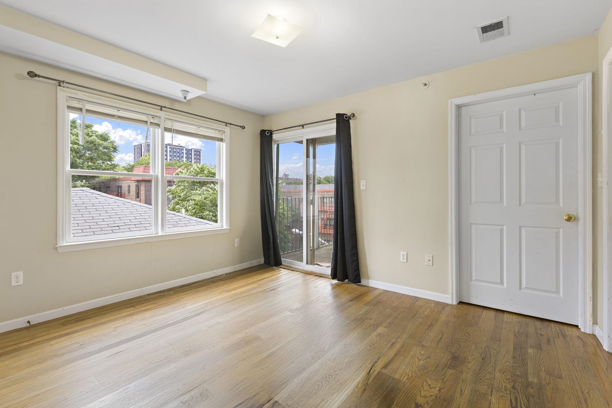 304 49TH ST Unit: 3