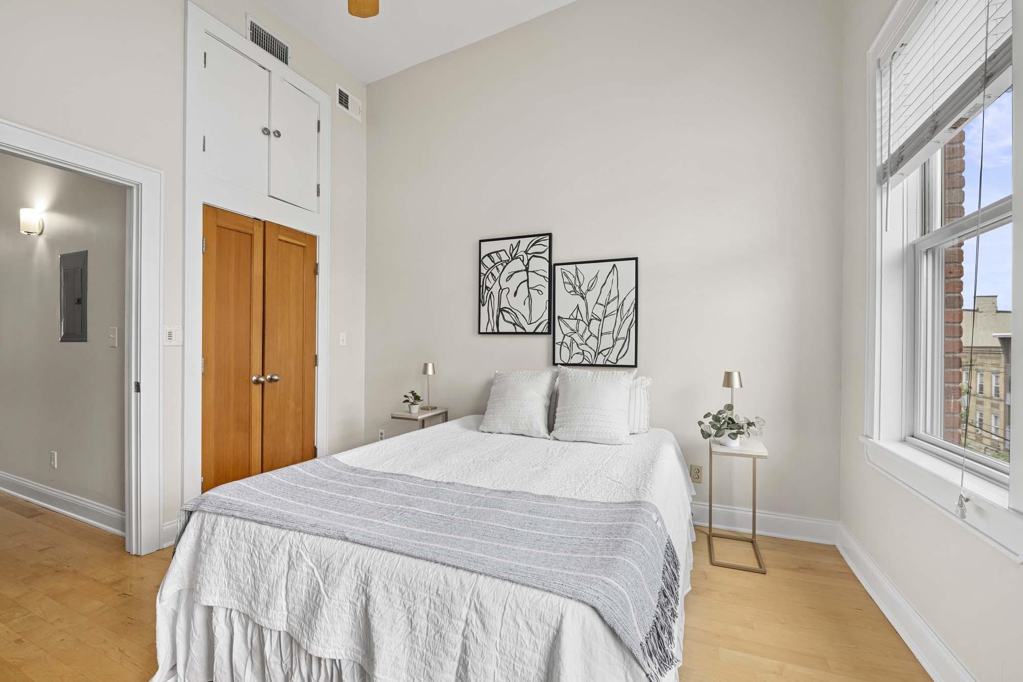 512 JEFFERSON ST Unit: 4R