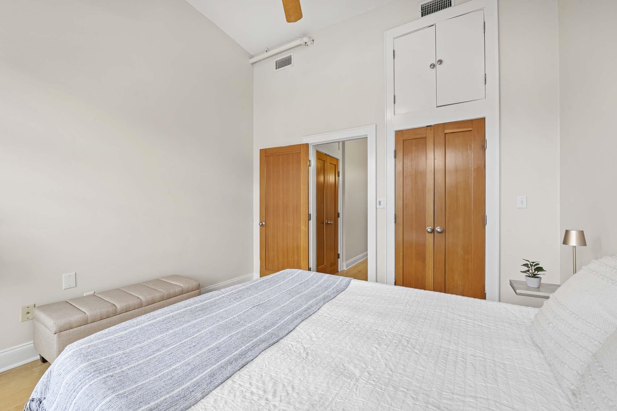512 JEFFERSON ST Unit: 4R