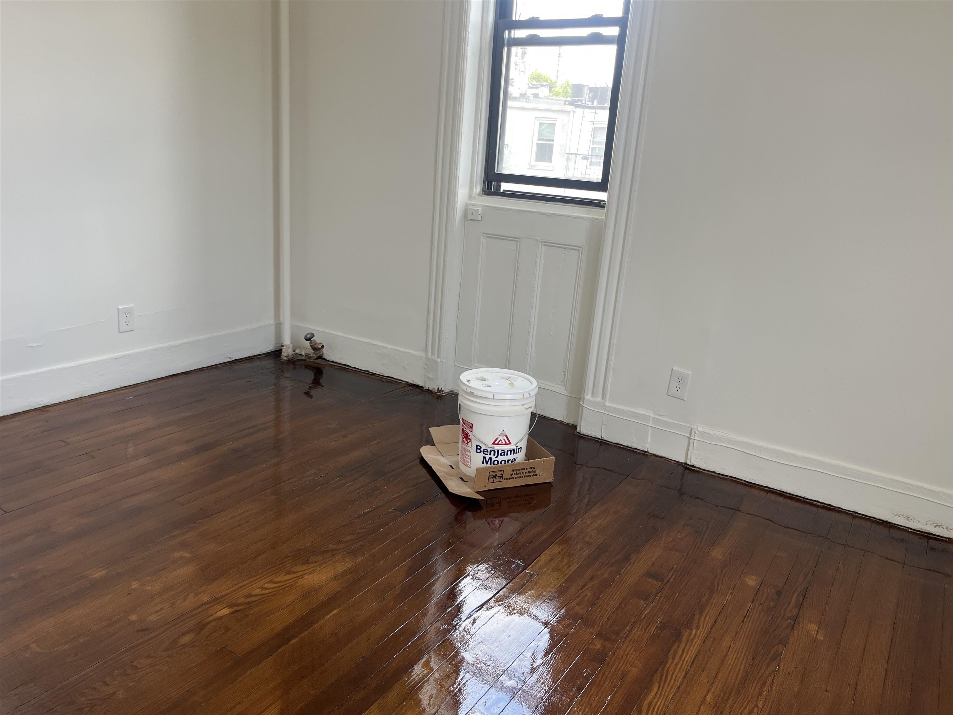 219 PARK AVE Unit: 9