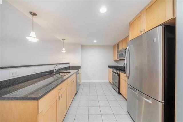 700 GROVE ST Unit: 11W