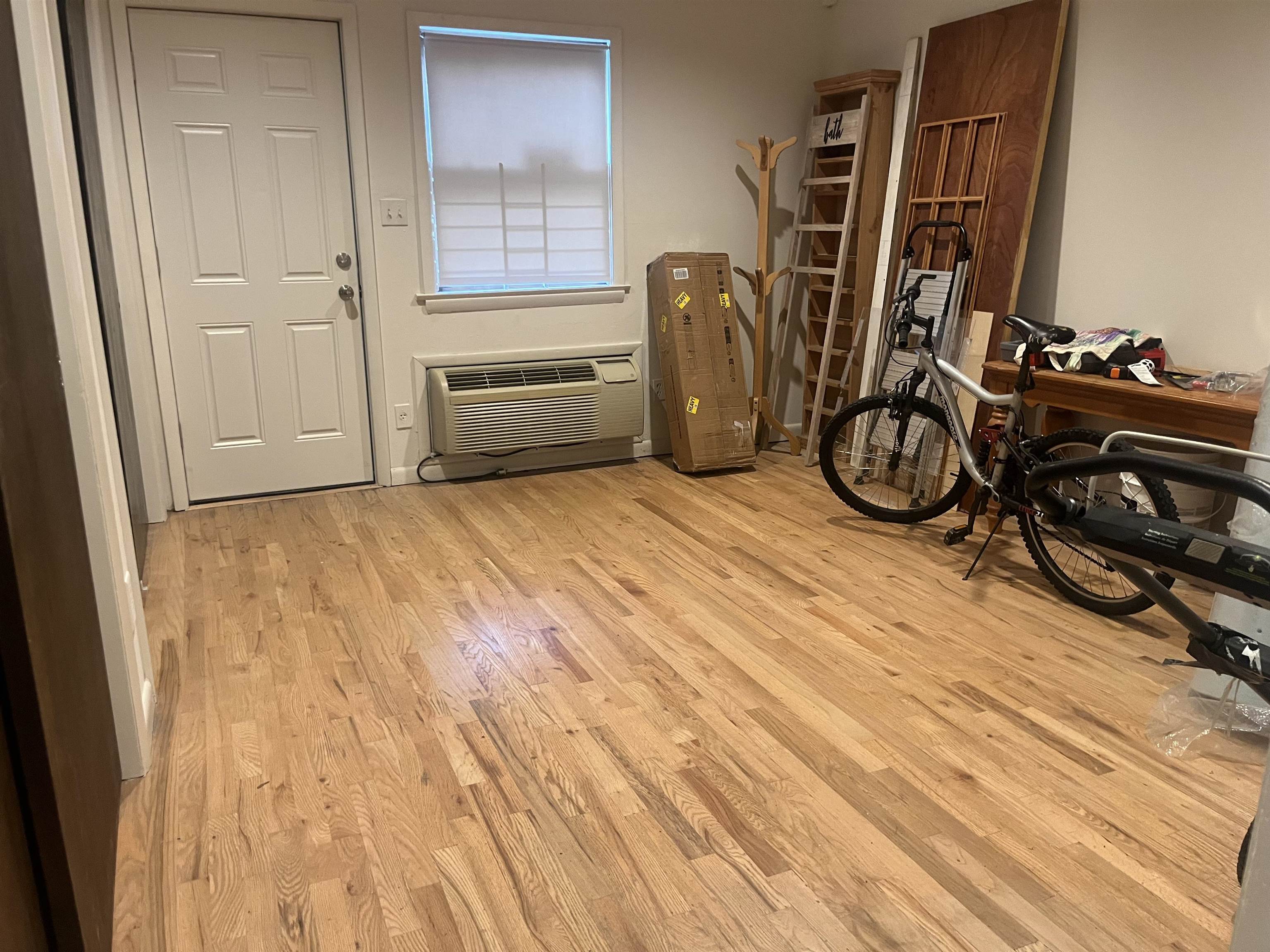221 PARK AVE Unit: 9