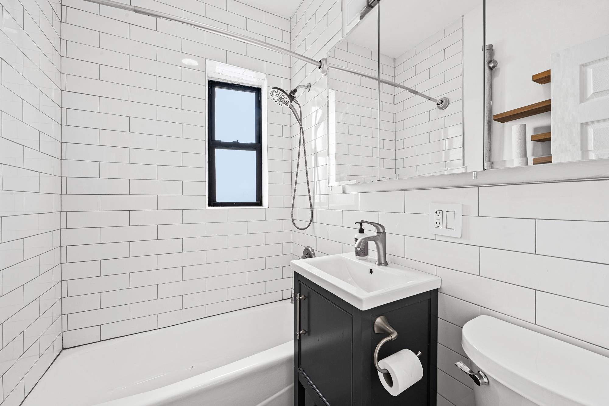 57 CORBIN AVE Unit: 44