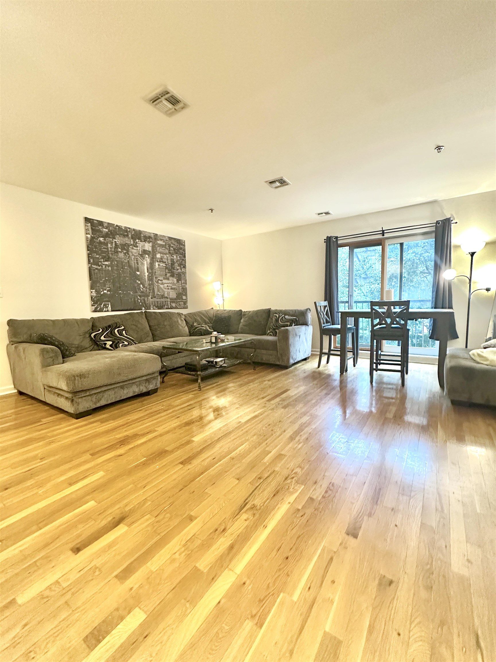 536 GRAND ST Unit: 201