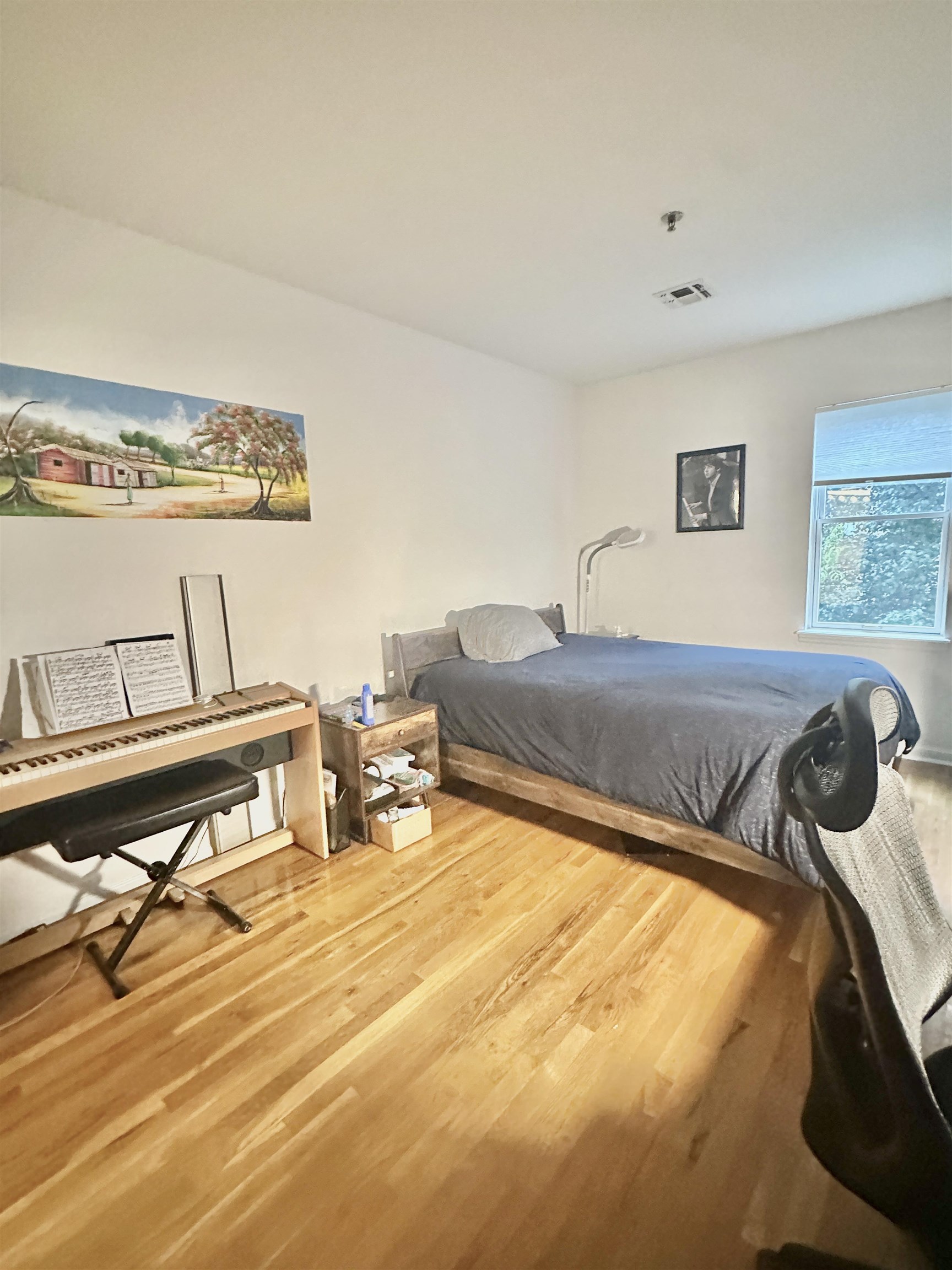536 GRAND ST Unit: 201
