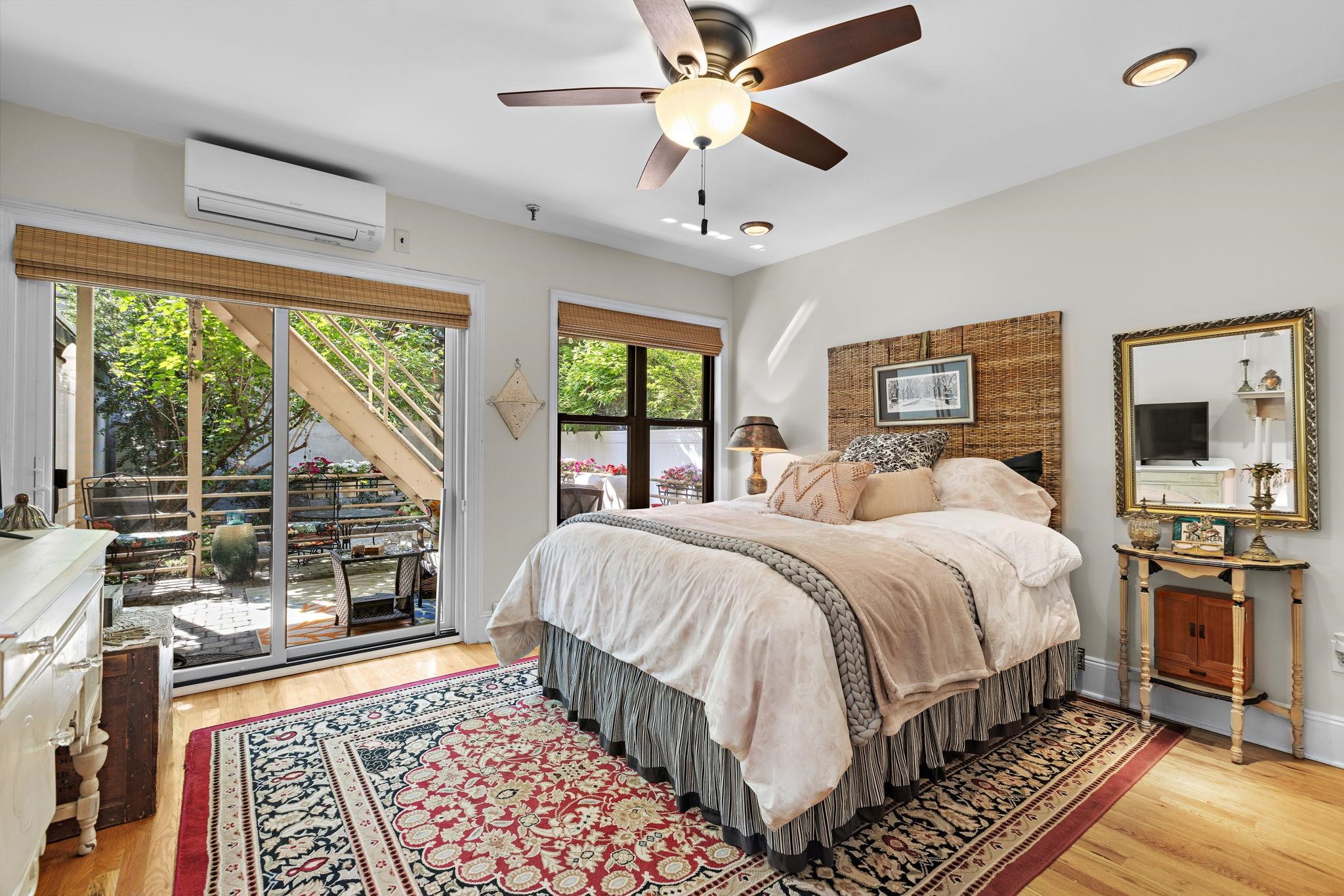 606 PARK AVE Unit: 1