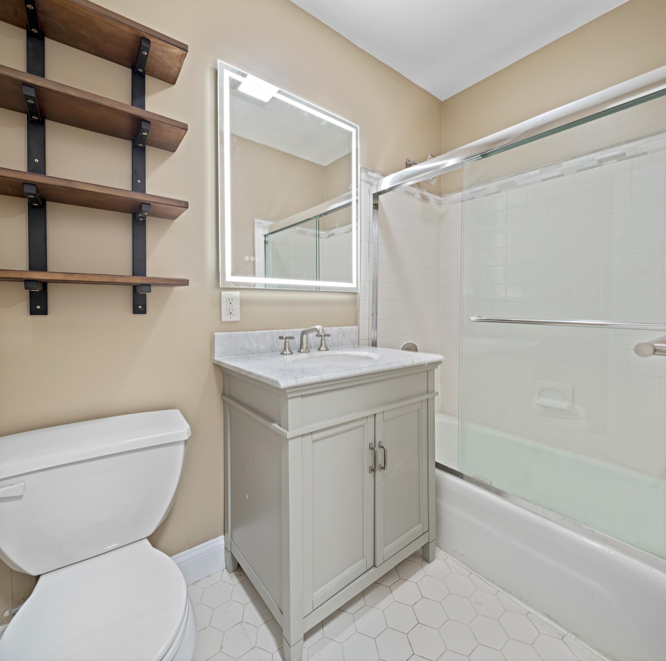 1315 WASHINGTON ST Unit: 3C