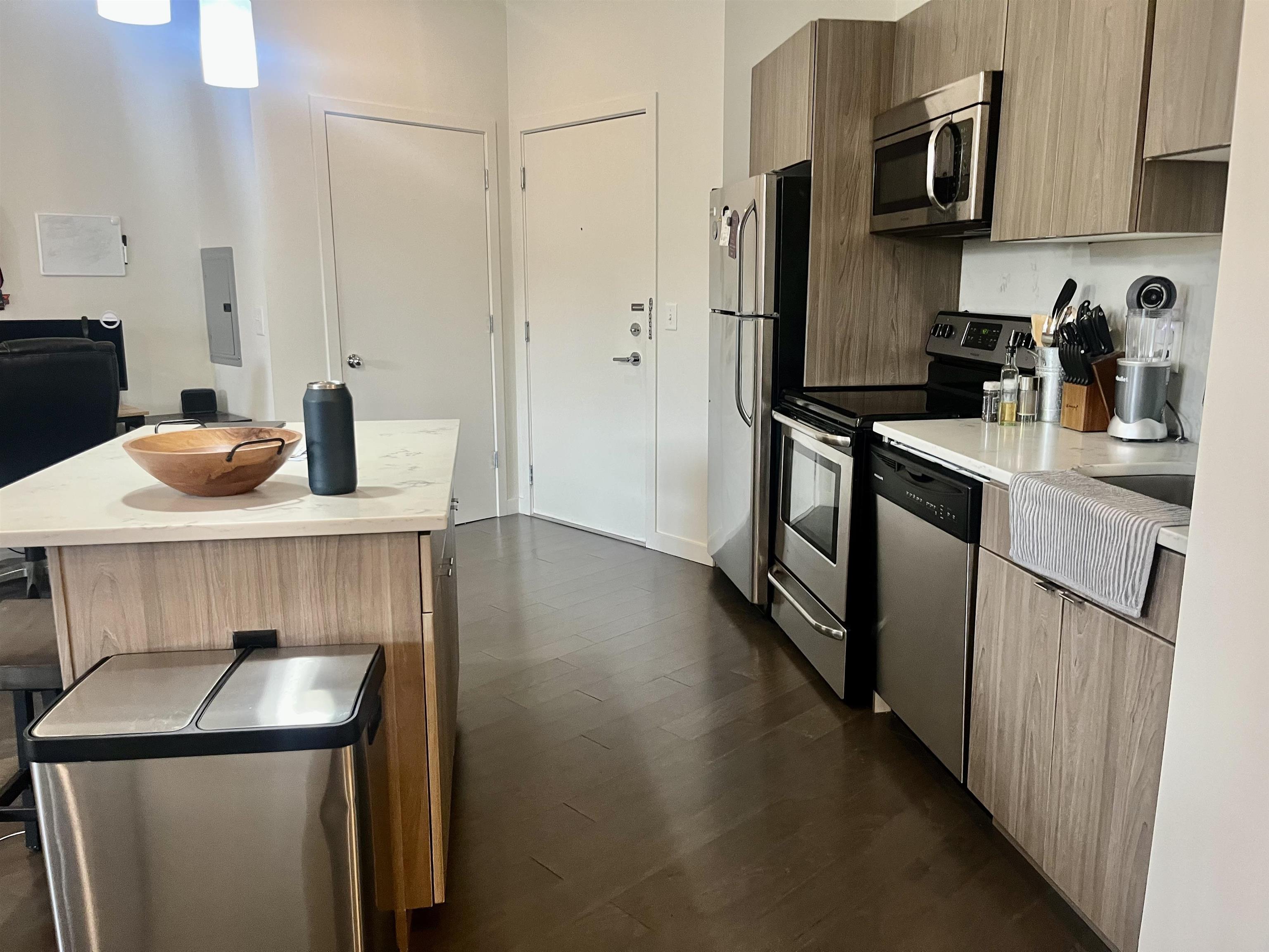 361 NEWARK AVE Unit: 406