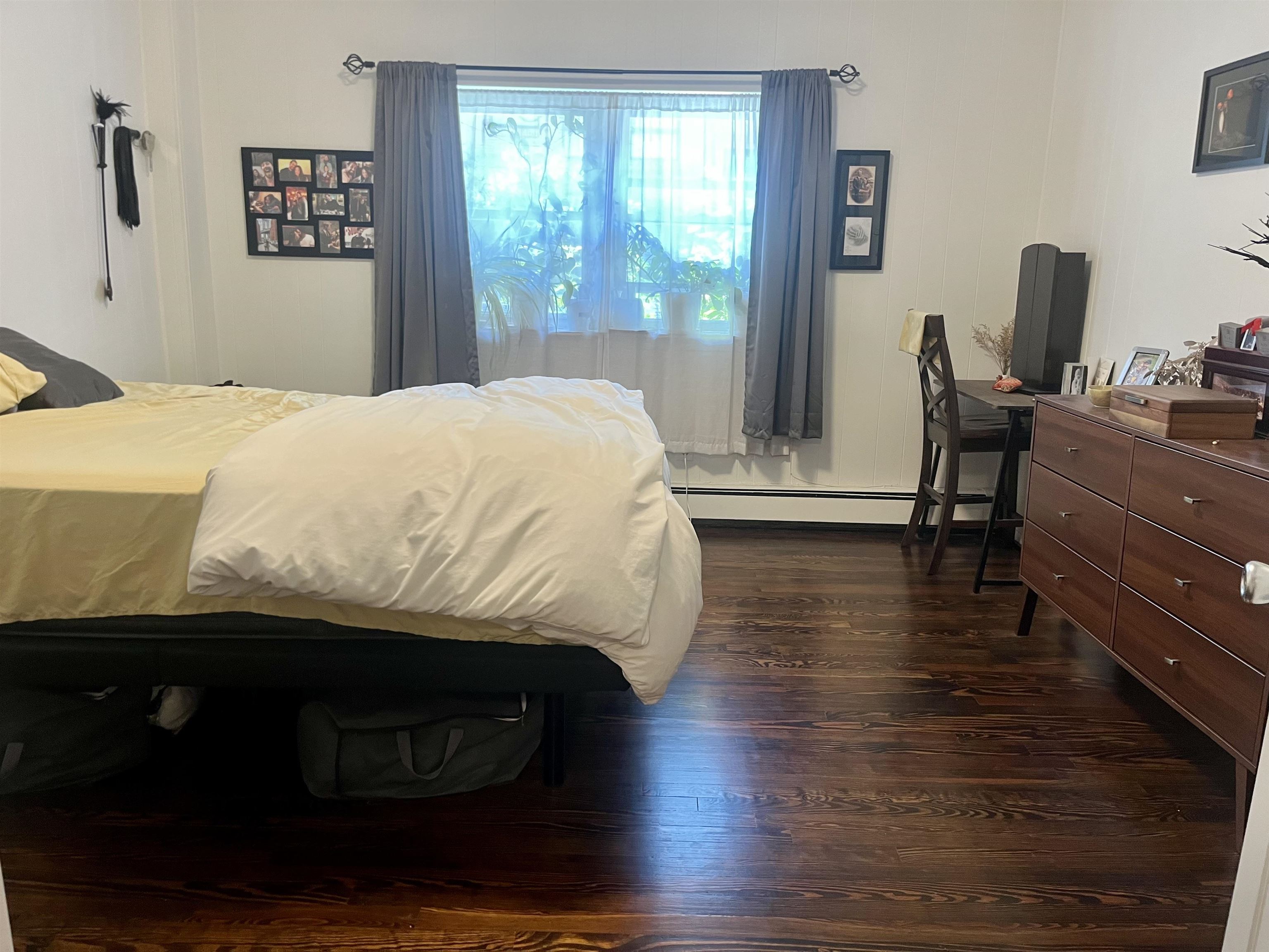 543 BLOOMFIELD ST Unit: 1R