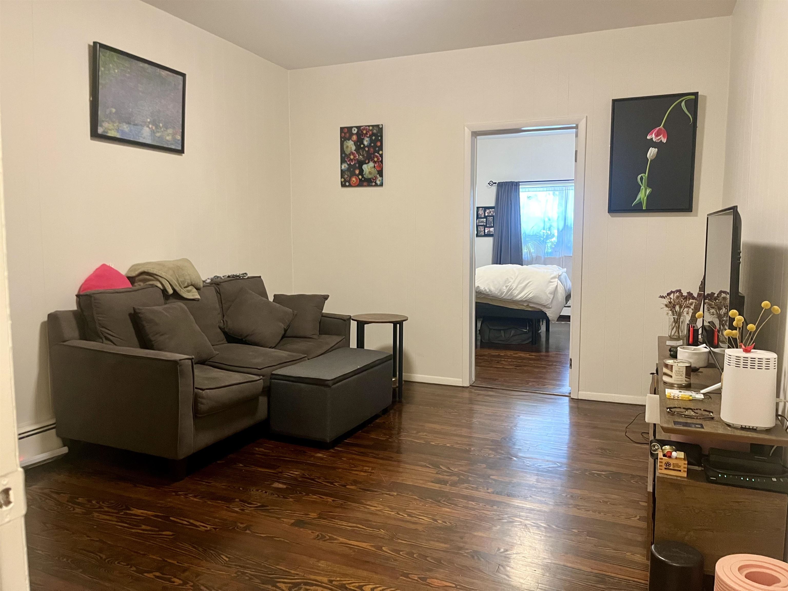 543 BLOOMFIELD ST Unit: 1R