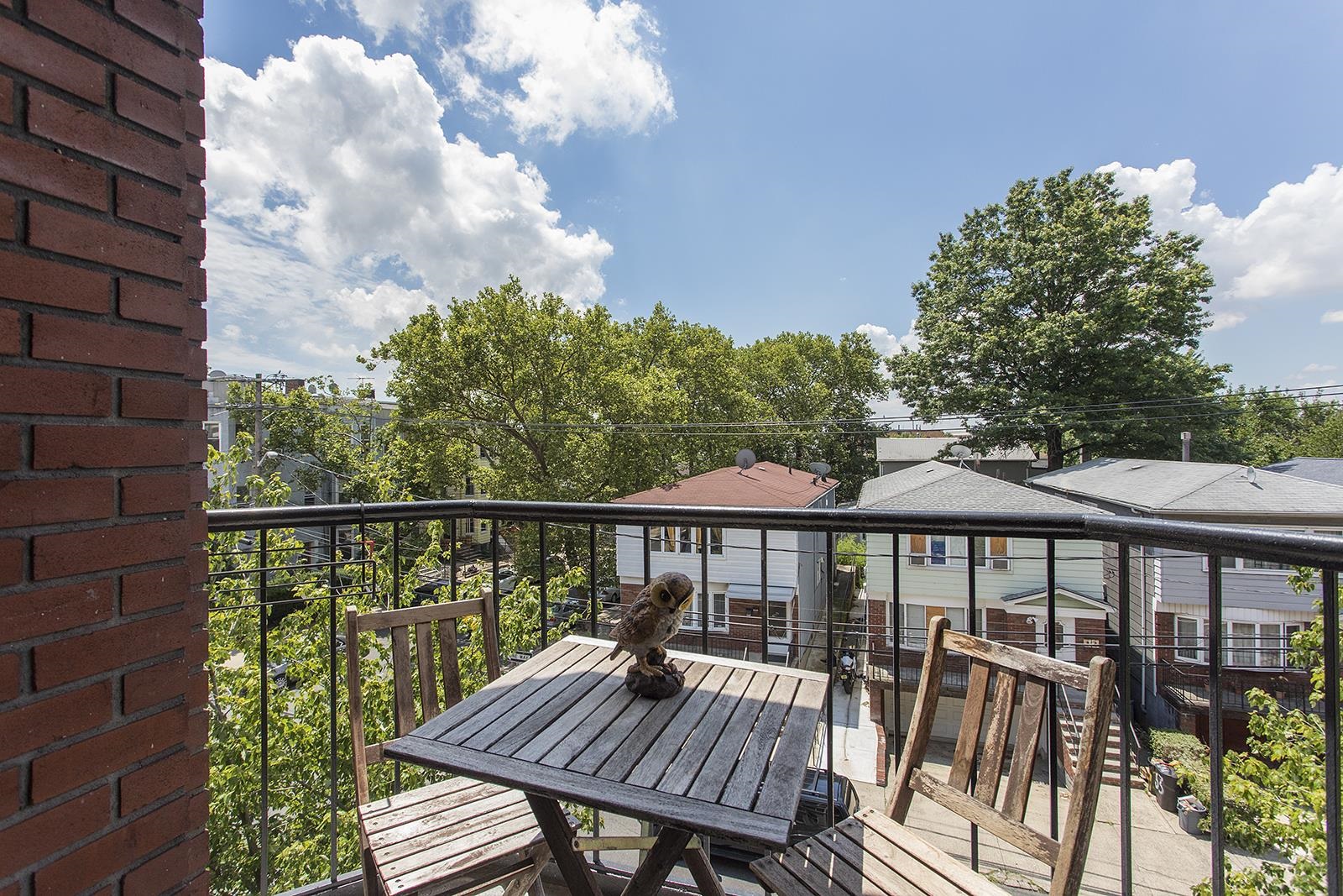 54 MAGNOLIA AVE Unit: 3-5