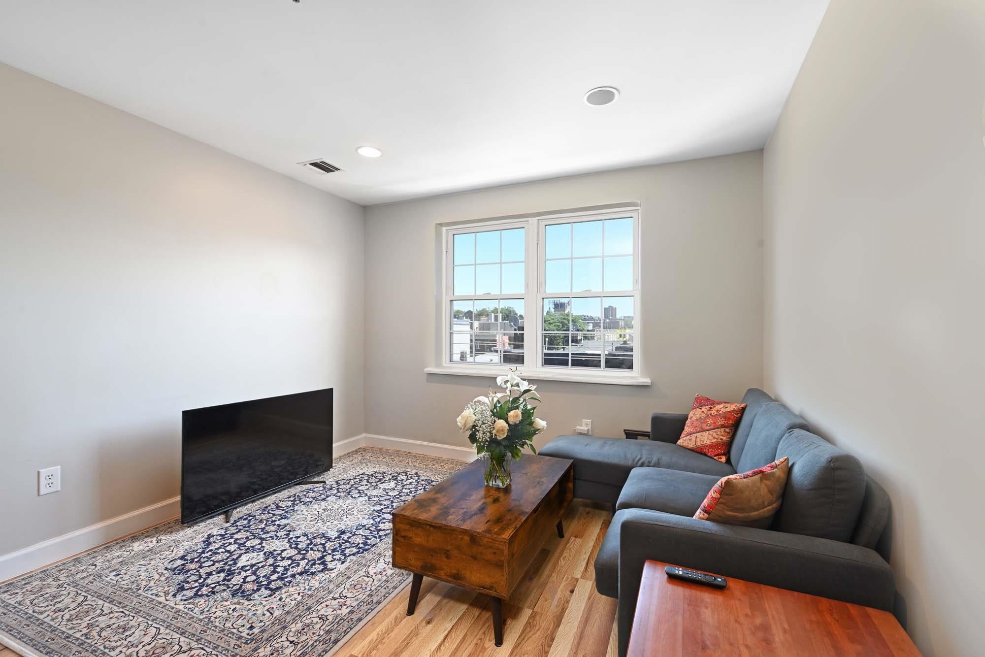 413-415 9TH ST Unit: 501