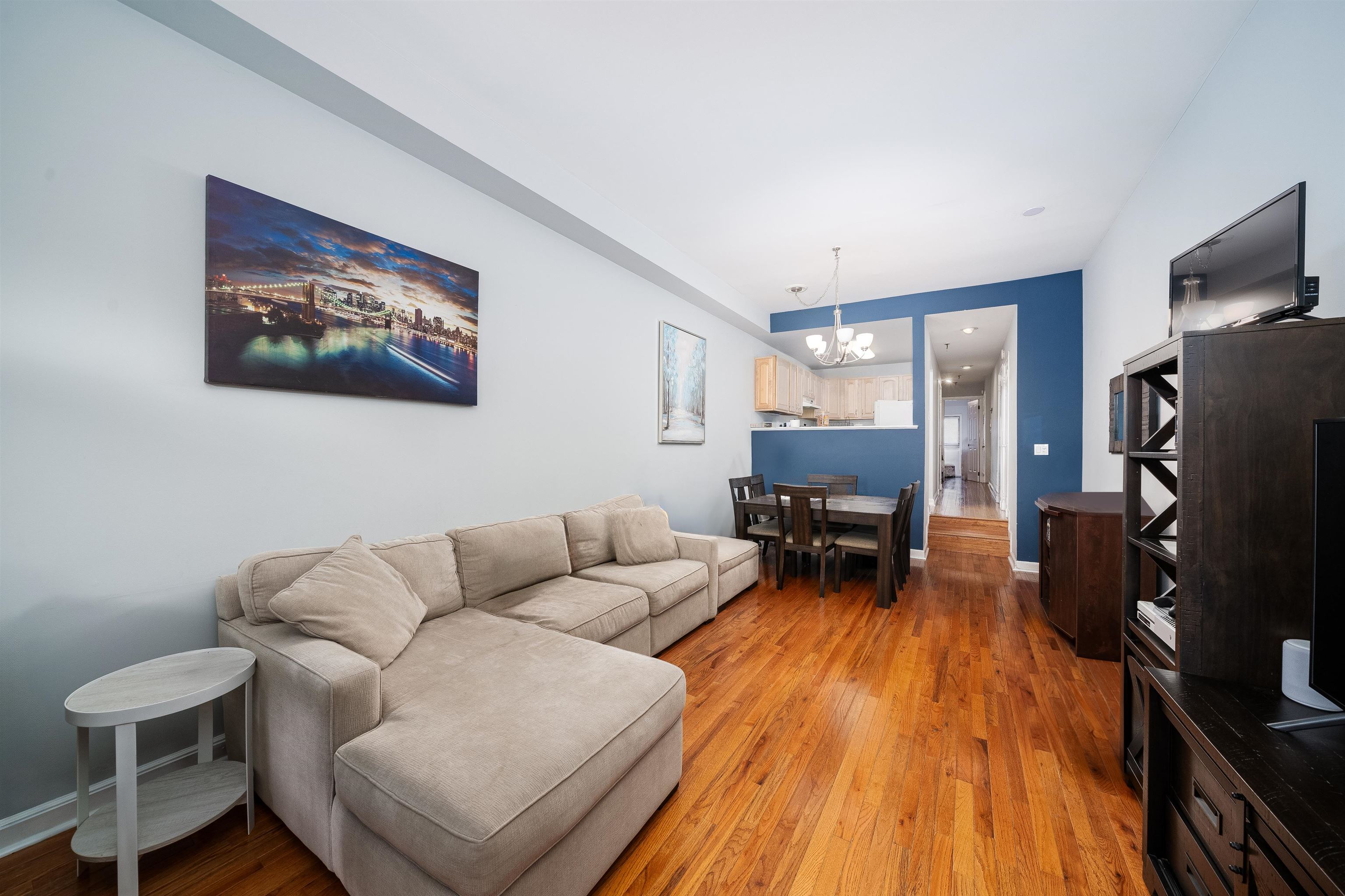 226 MONROE ST Unit: 1N