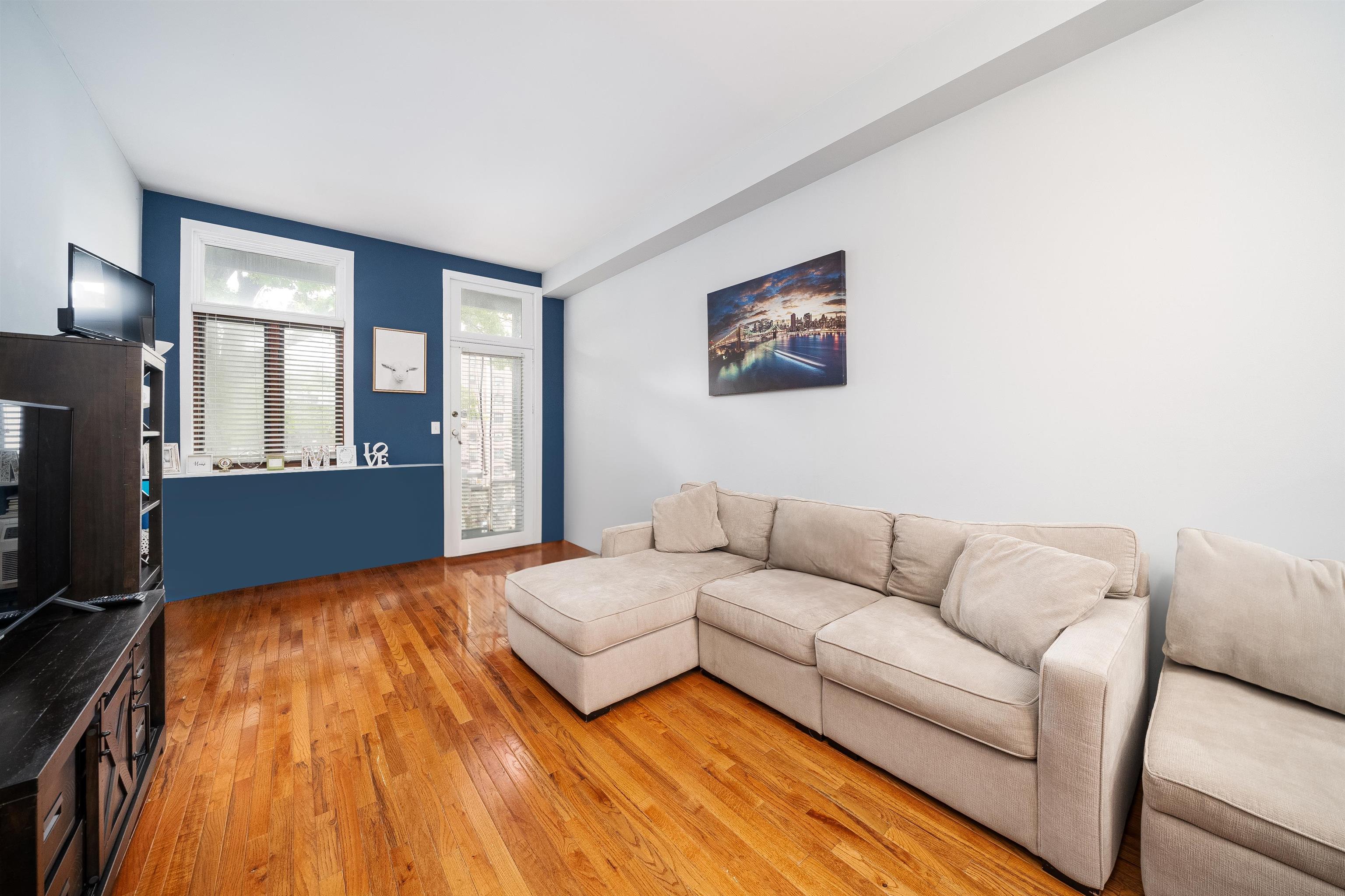 226 MONROE ST Unit: 1N