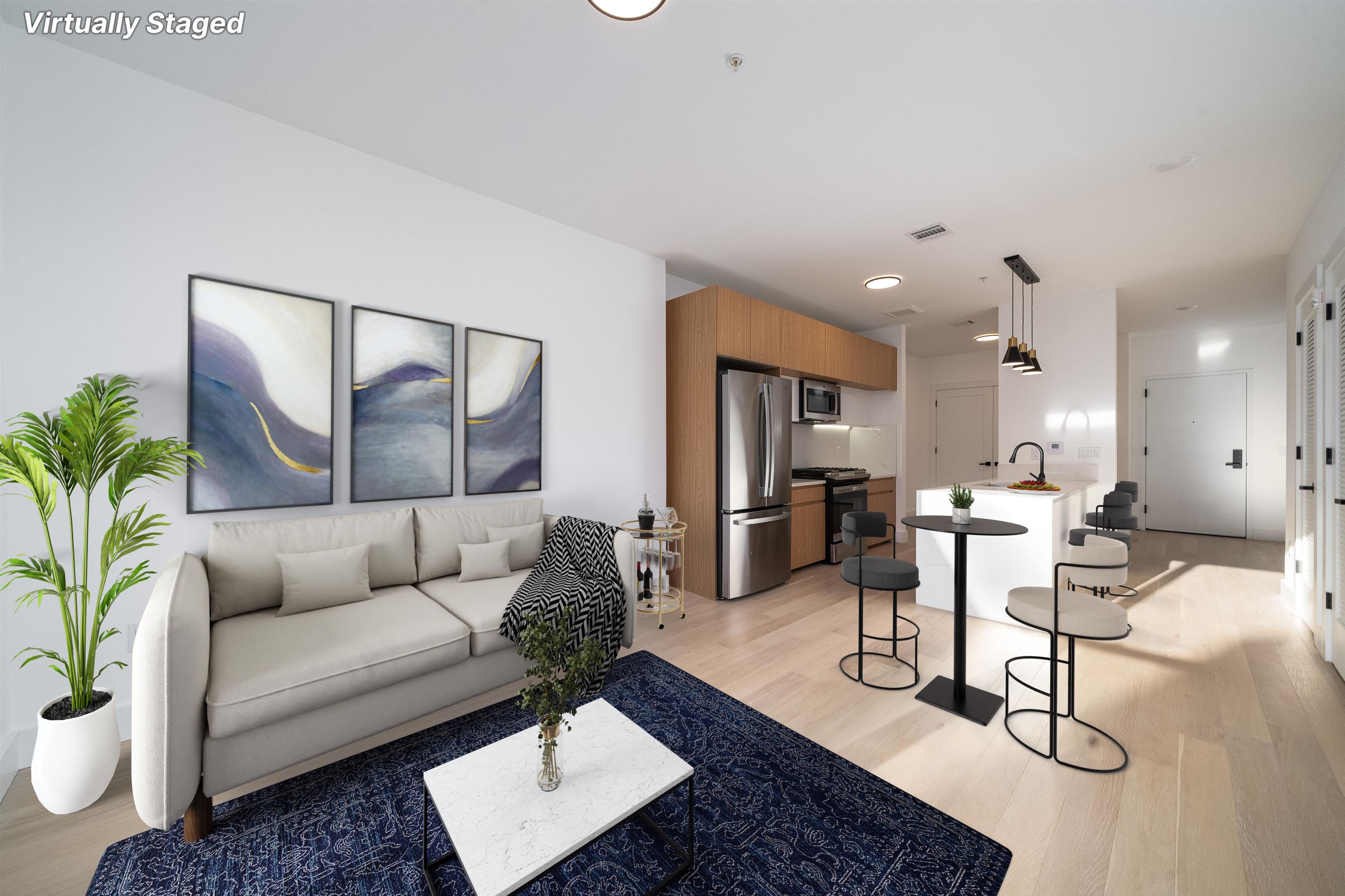 649 38TH ST Unit: 305