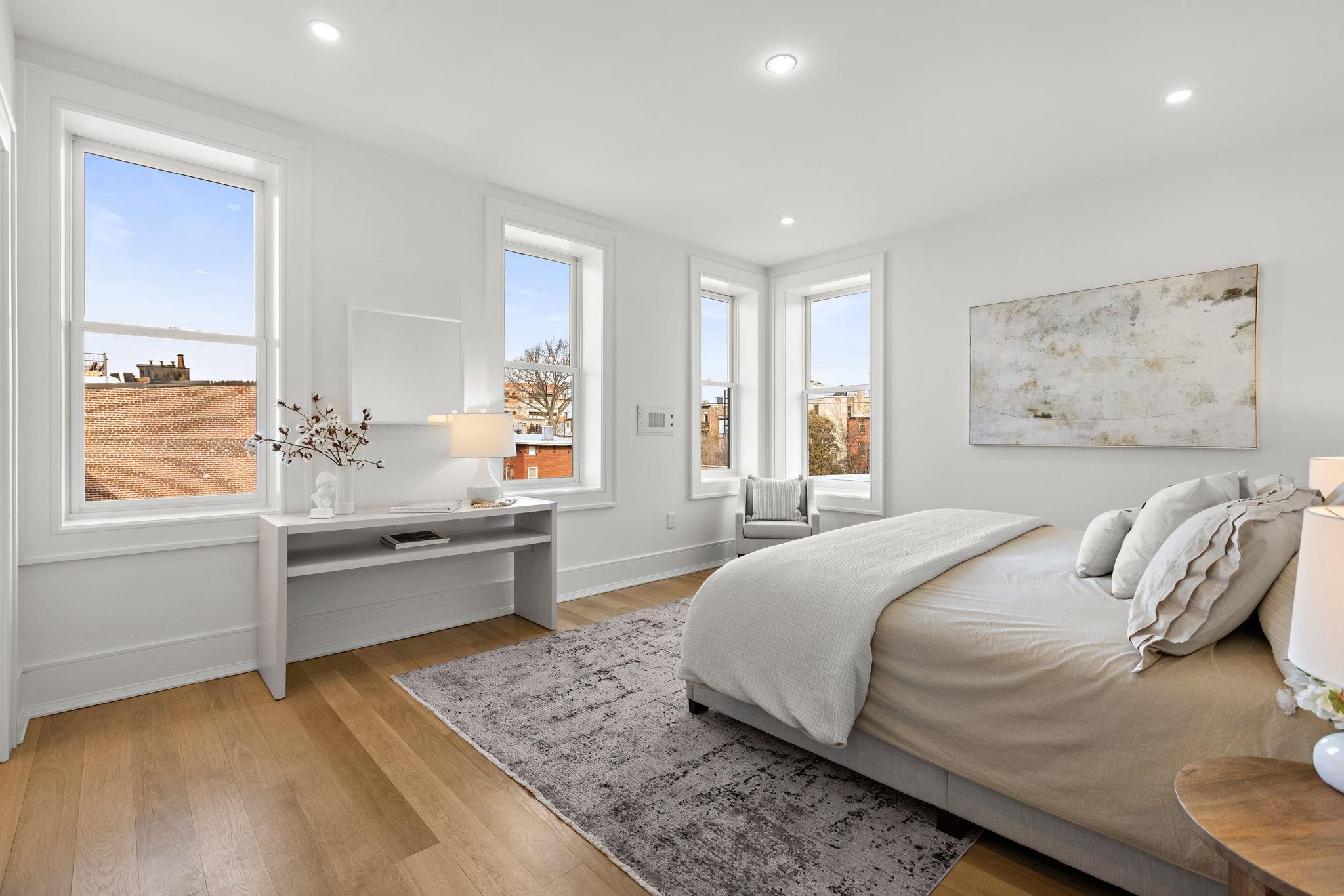 647 JERSEY AVE Unit: 2